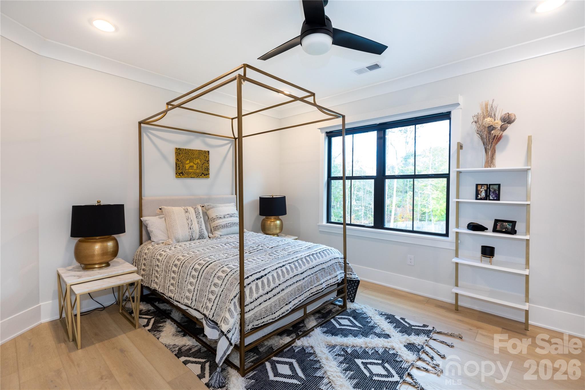 Lakeview Haven - Residential