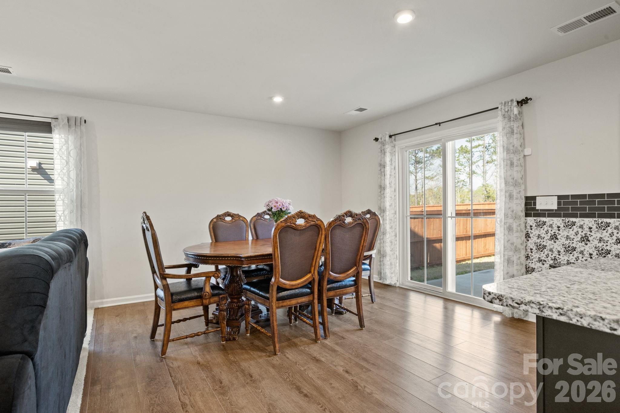 Poplar Glen - Residential