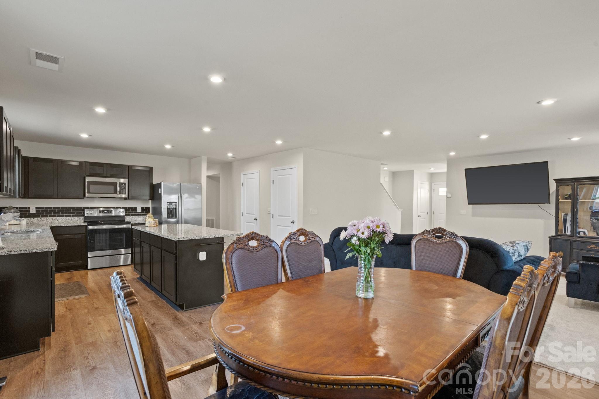 Poplar Glen - Residential