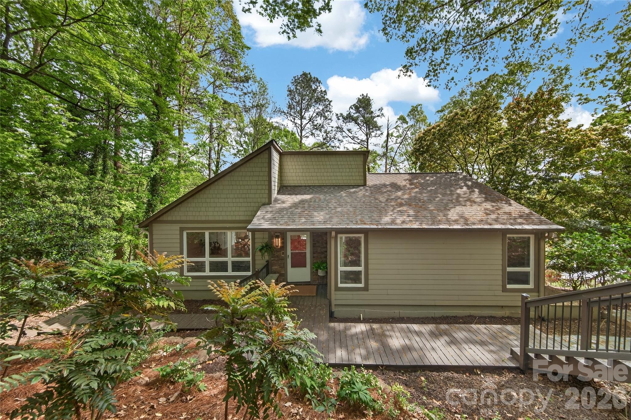 Tega Cay - Residential
