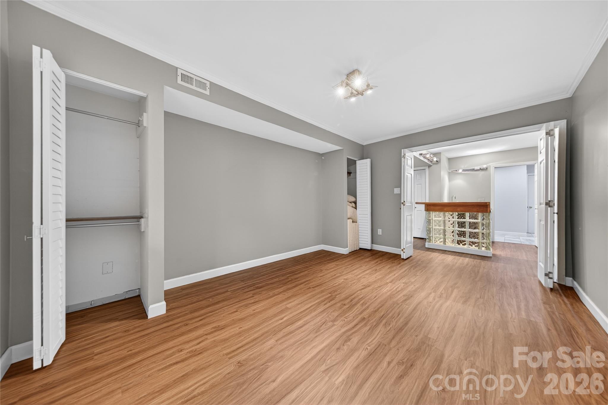 Tega Cay - Residential