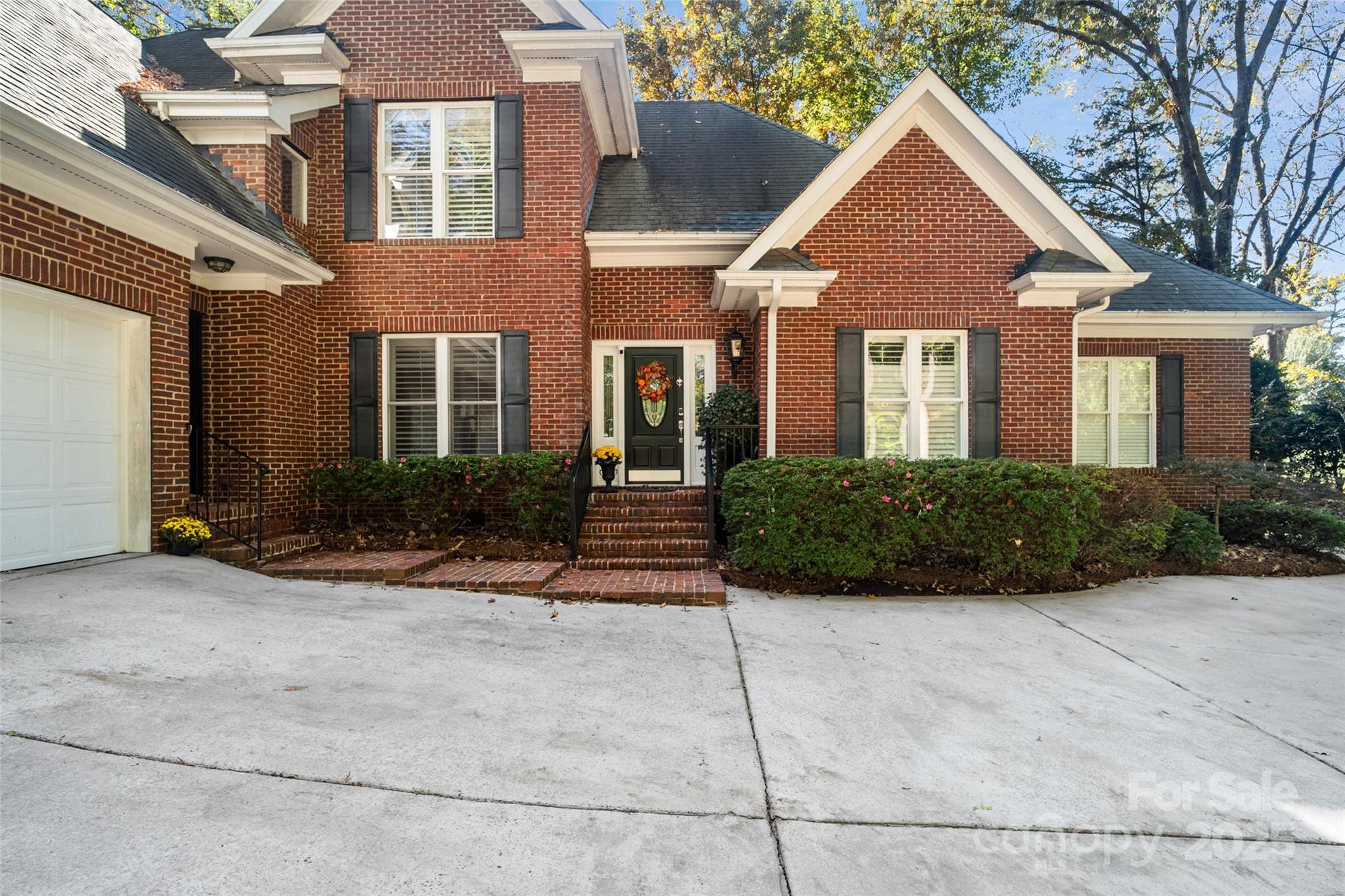 River Hills - Residential