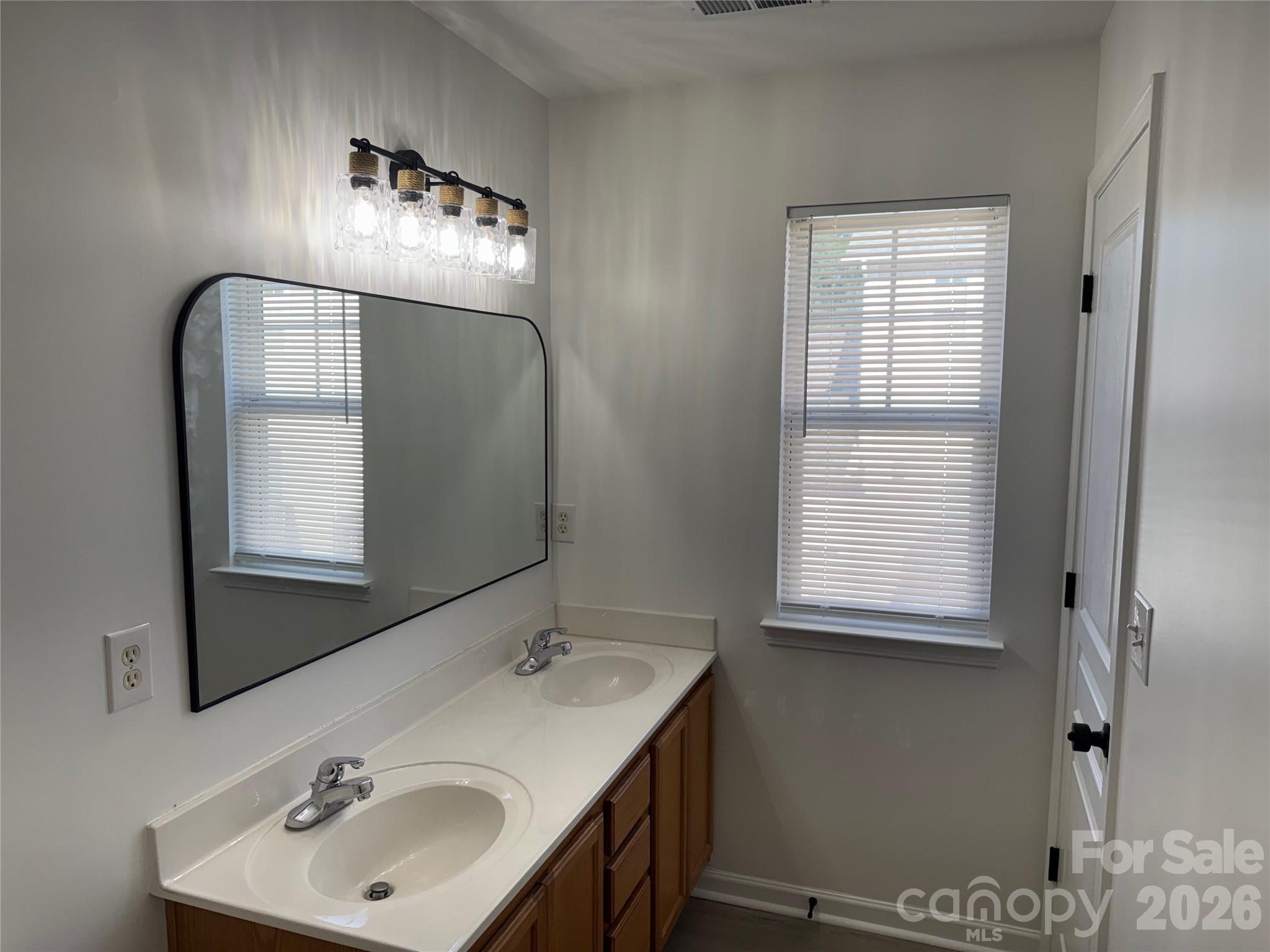 Avalon at Mallard Creek - Residential