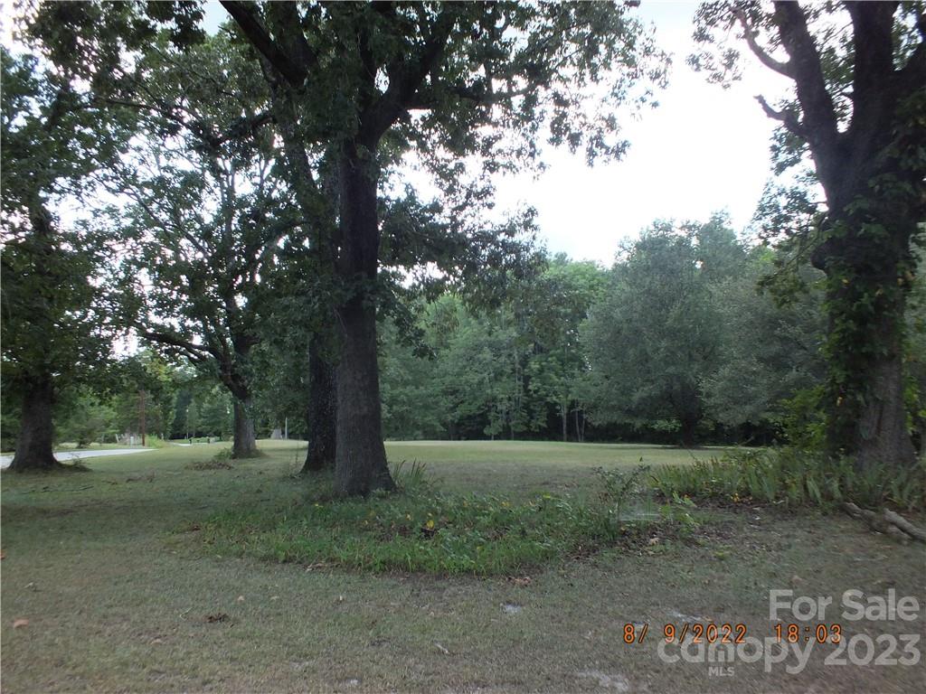 Lakewood - Land
