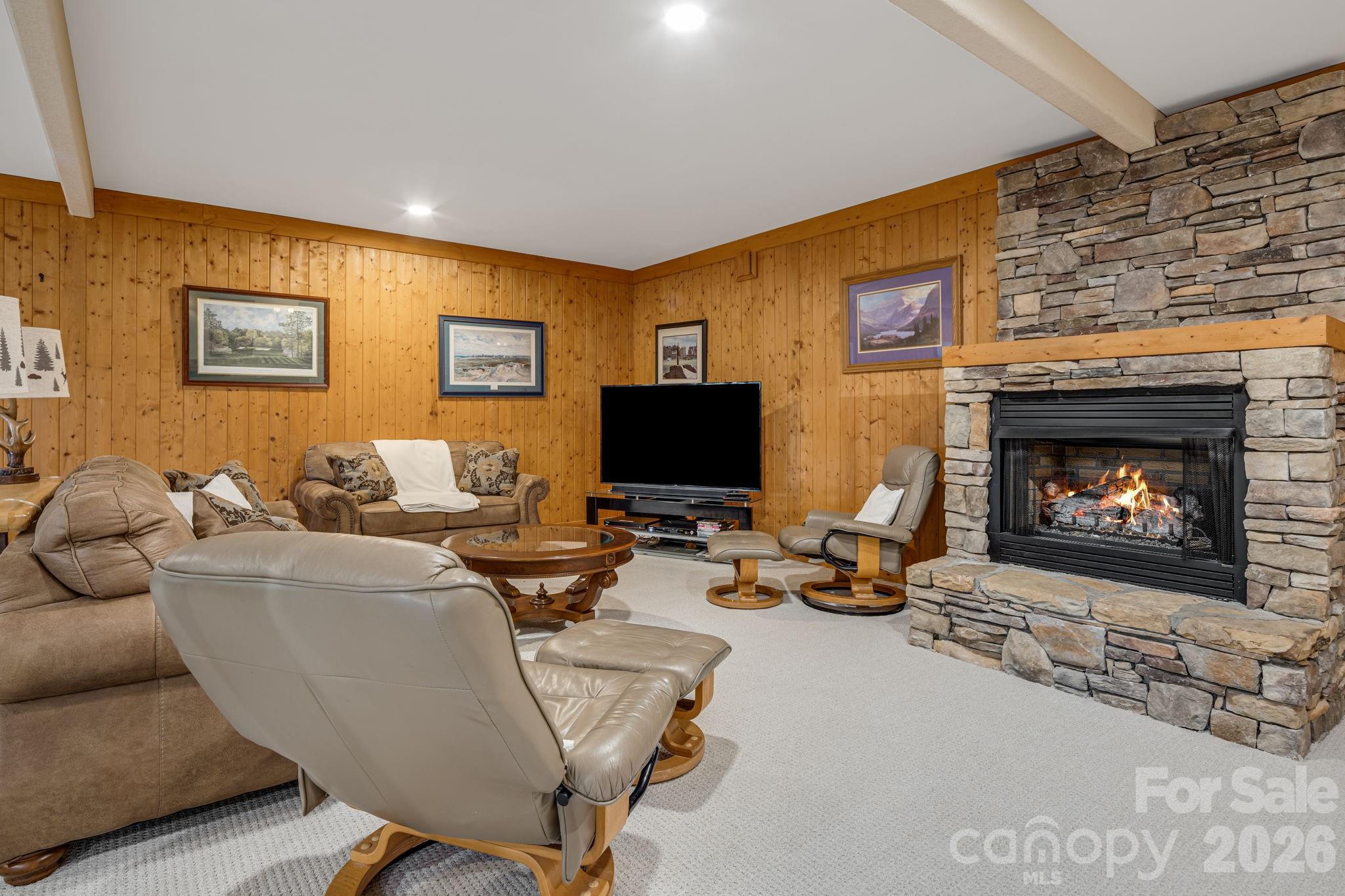 Rumbling Bald on Lake Lure - Residential