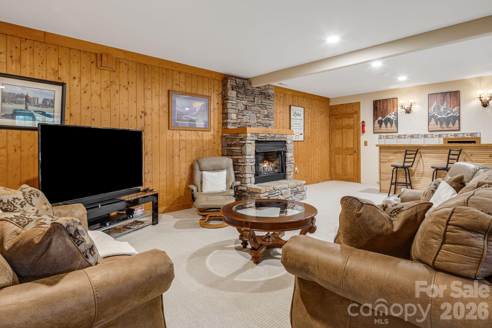 Rumbling Bald on Lake Lure - Residential