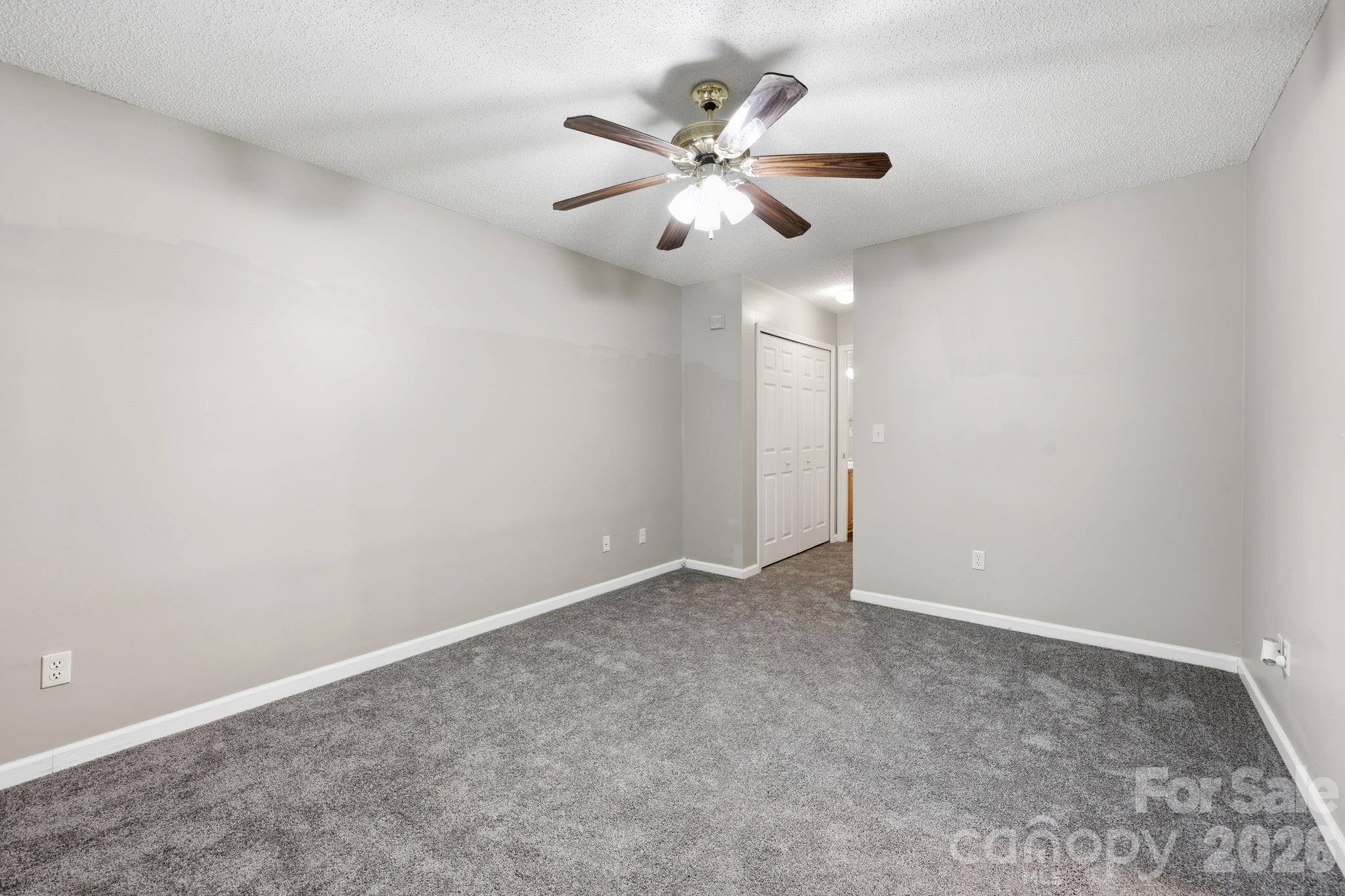 Holly Ridge - Residential