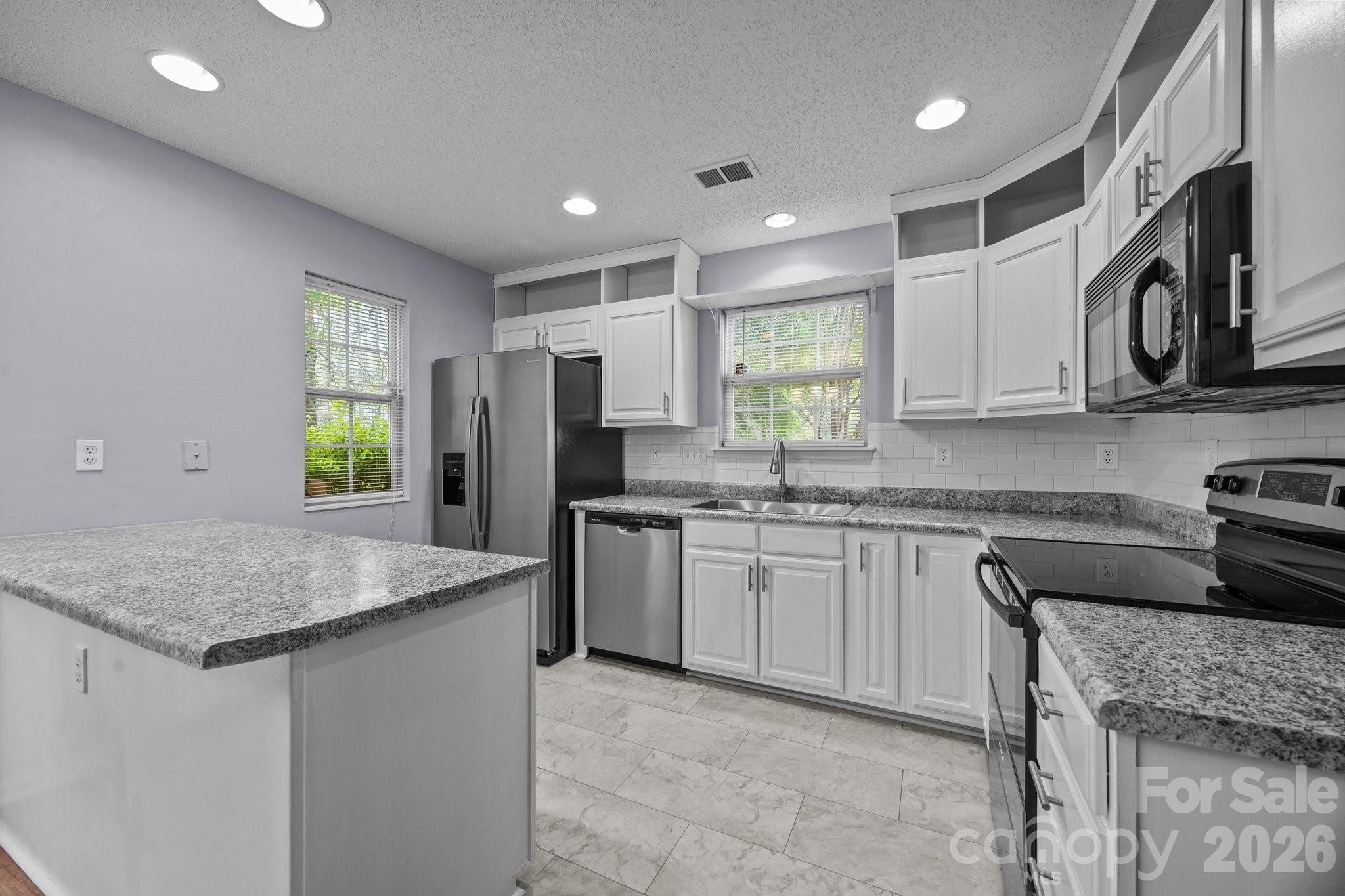 Holly Ridge - Residential