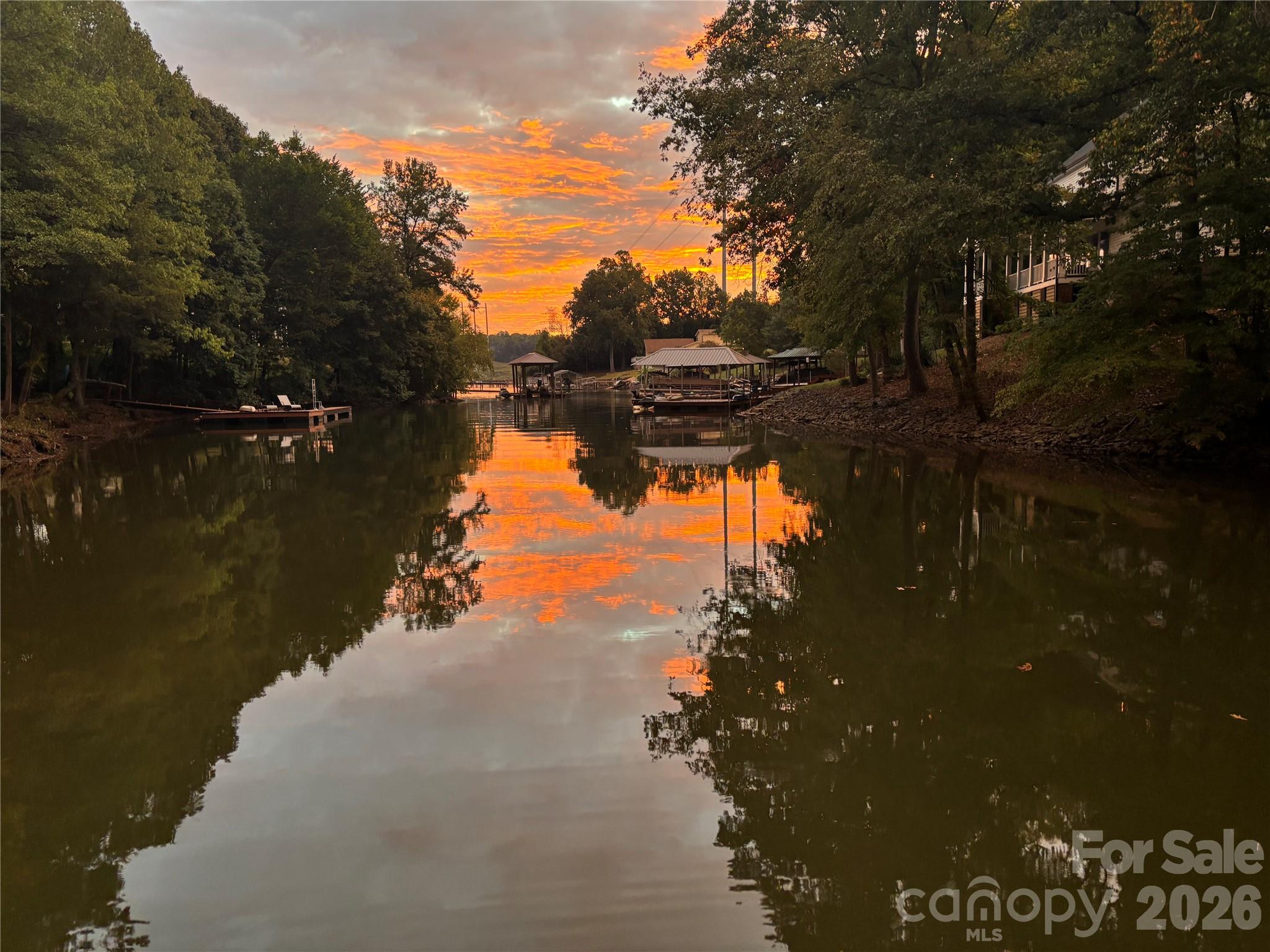 Lake Crest - Residential