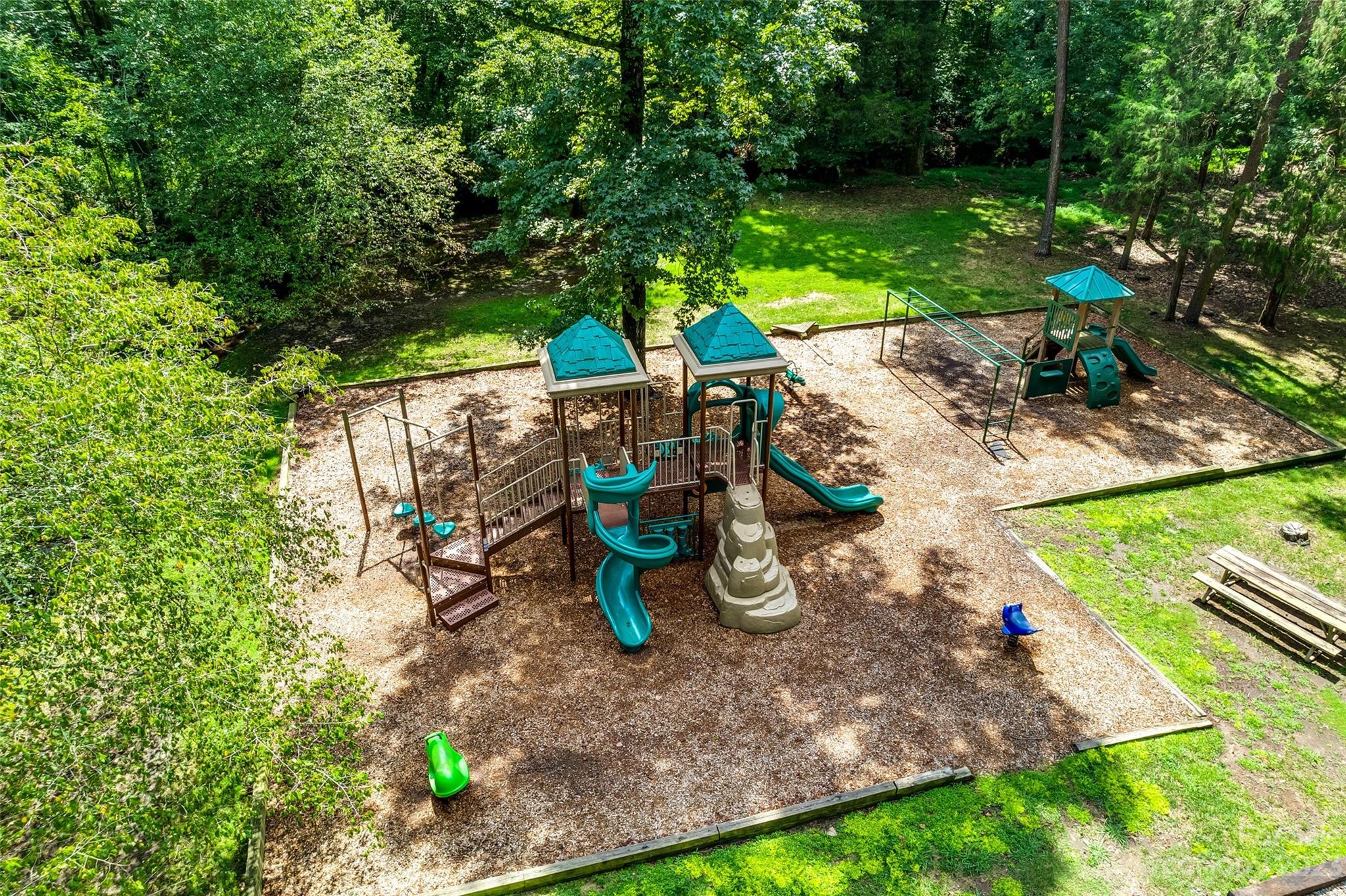 Sardis Forest - Residential