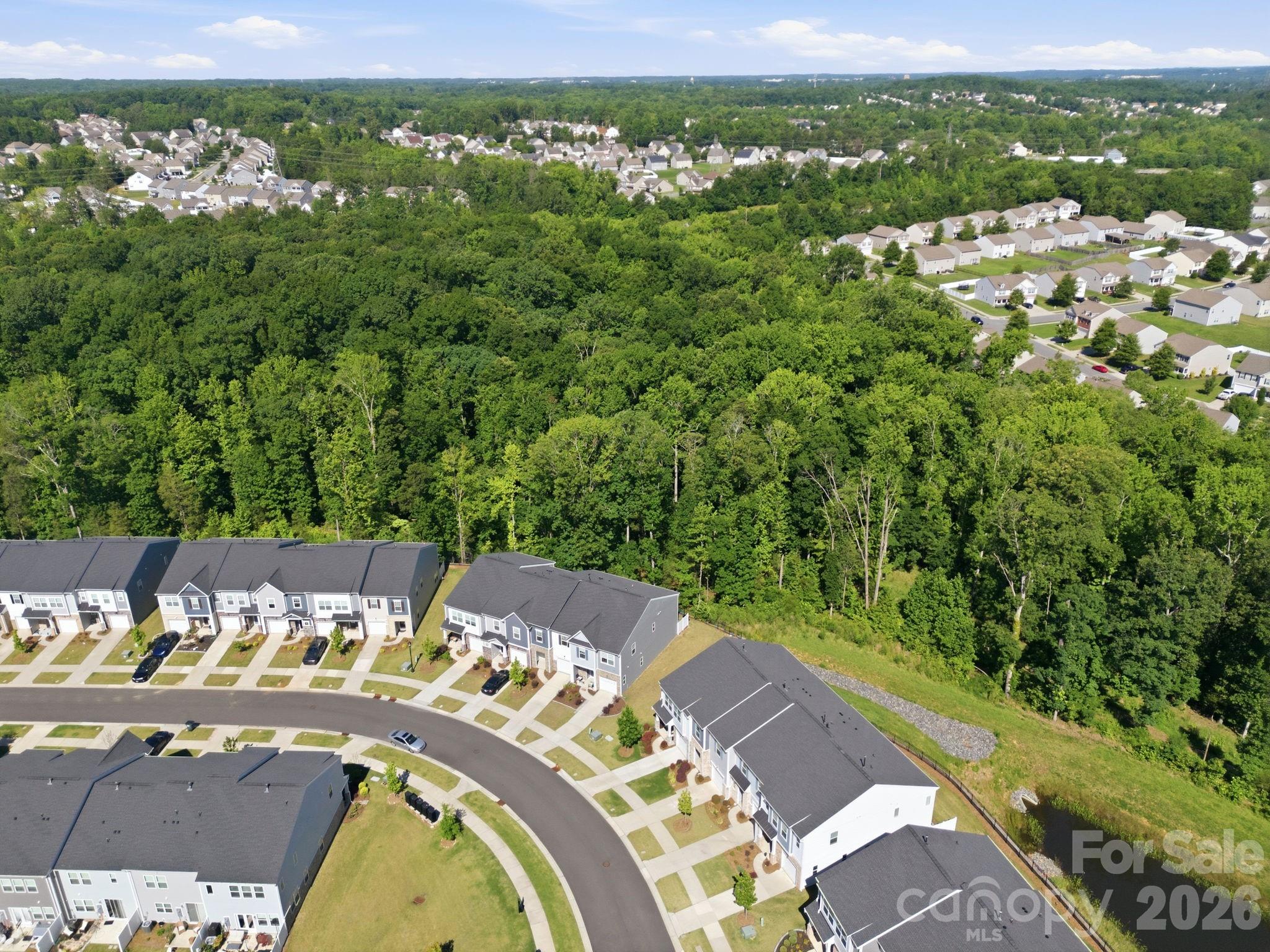 The Commons At Farmington - Residential