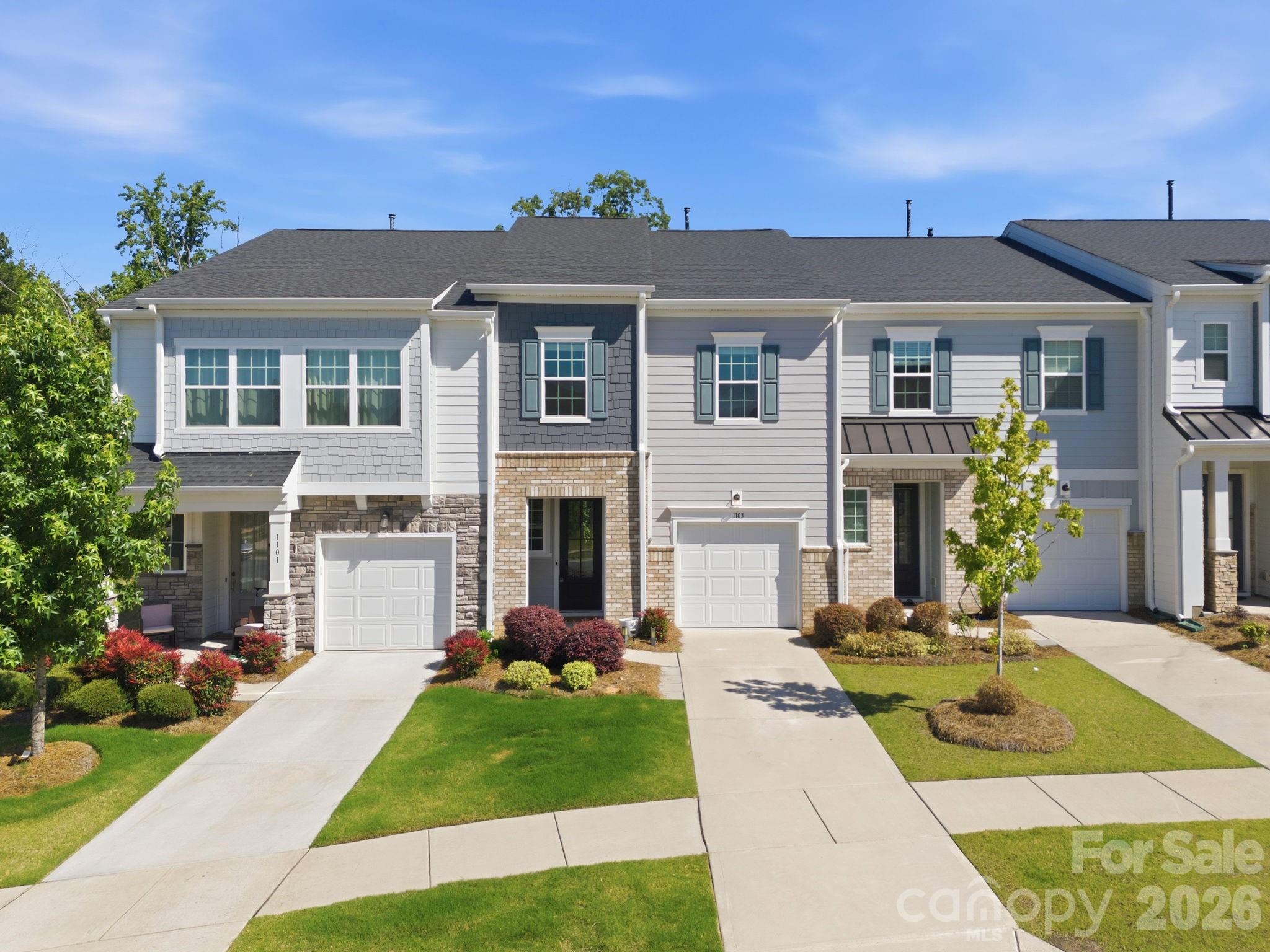 The Commons At Farmington - Residential