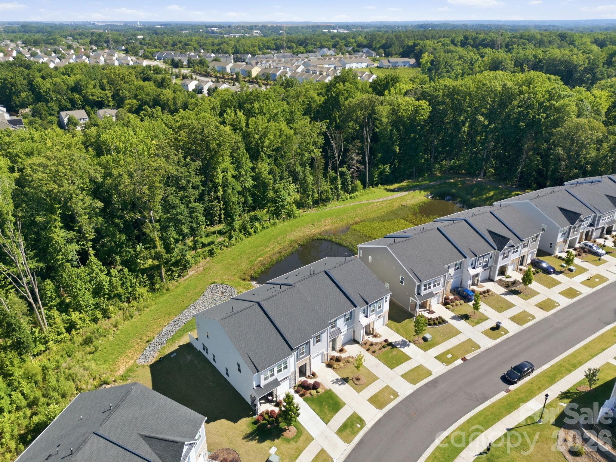 The Commons At Farmington - Residential