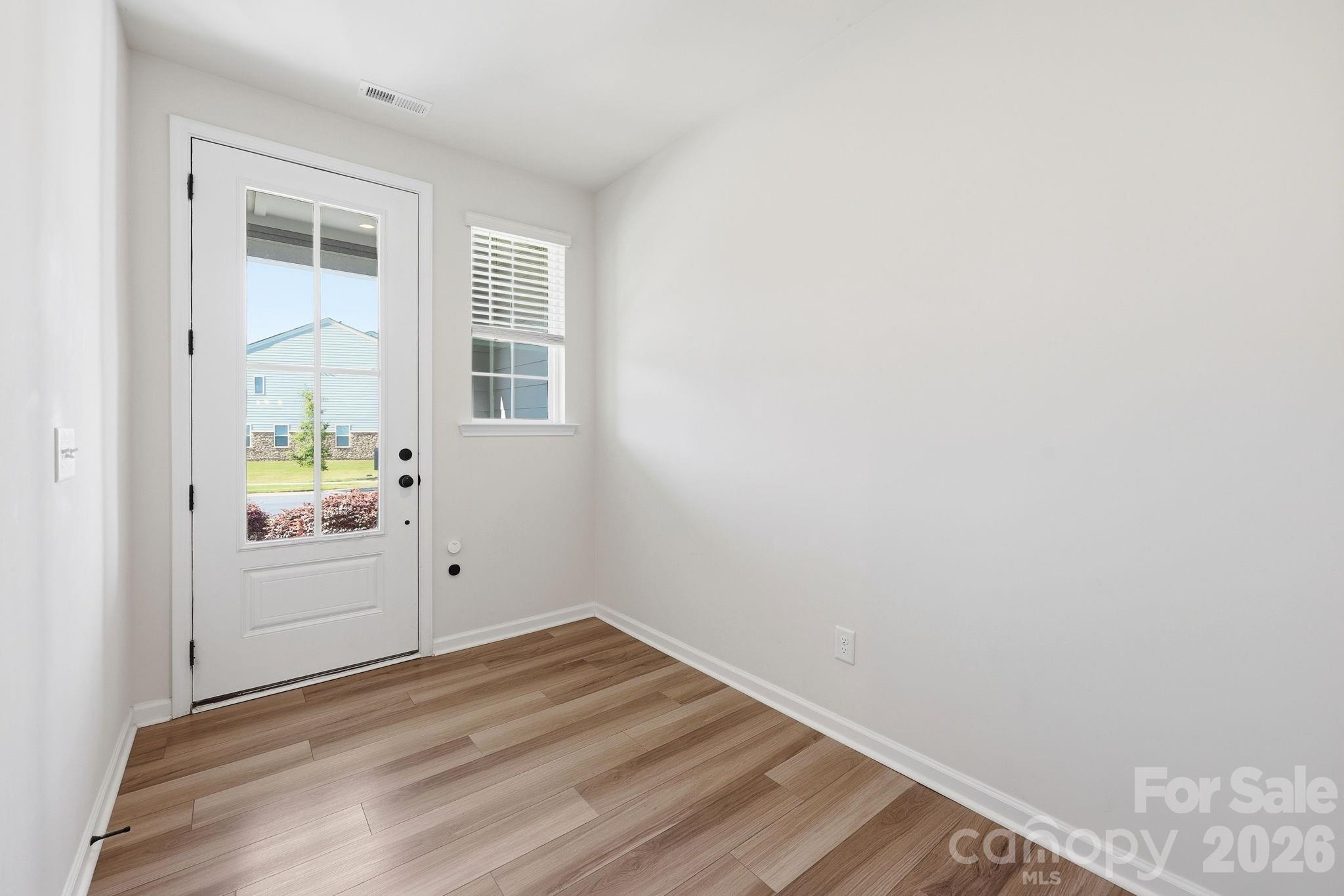 The Commons At Farmington - Residential