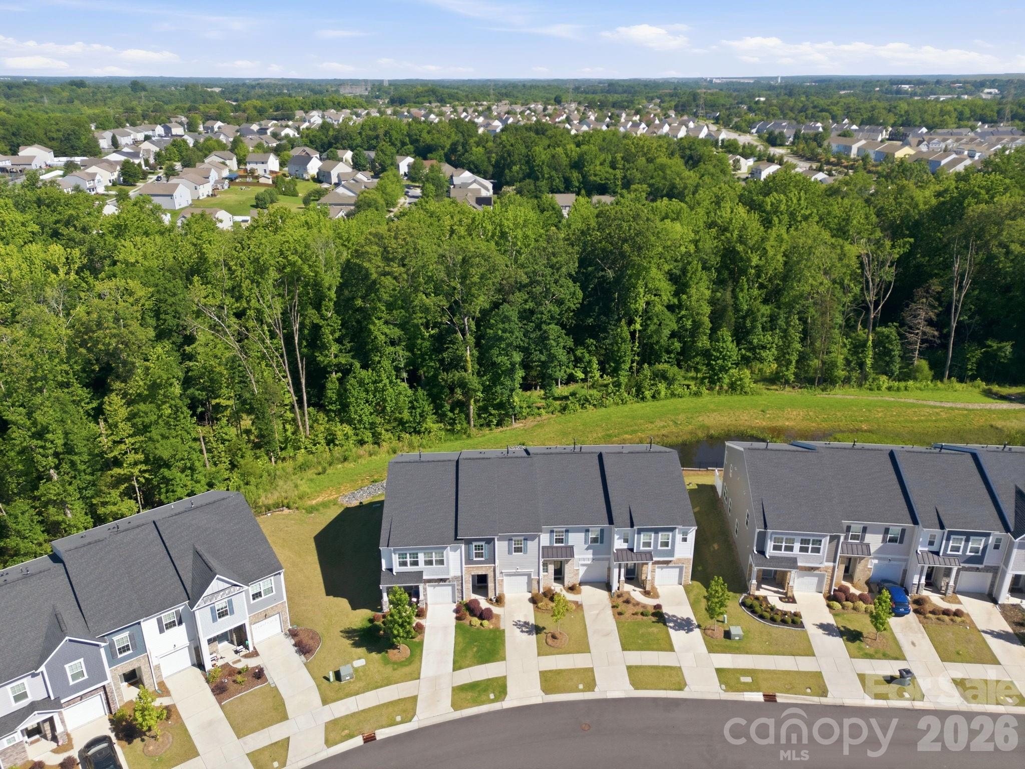 The Commons At Farmington - Residential
