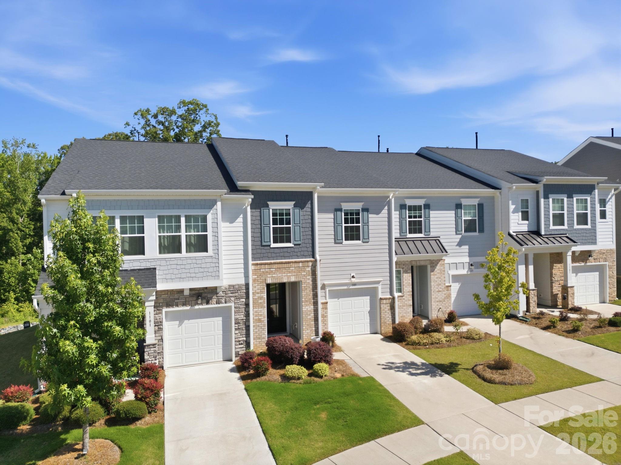 The Commons At Farmington - Residential