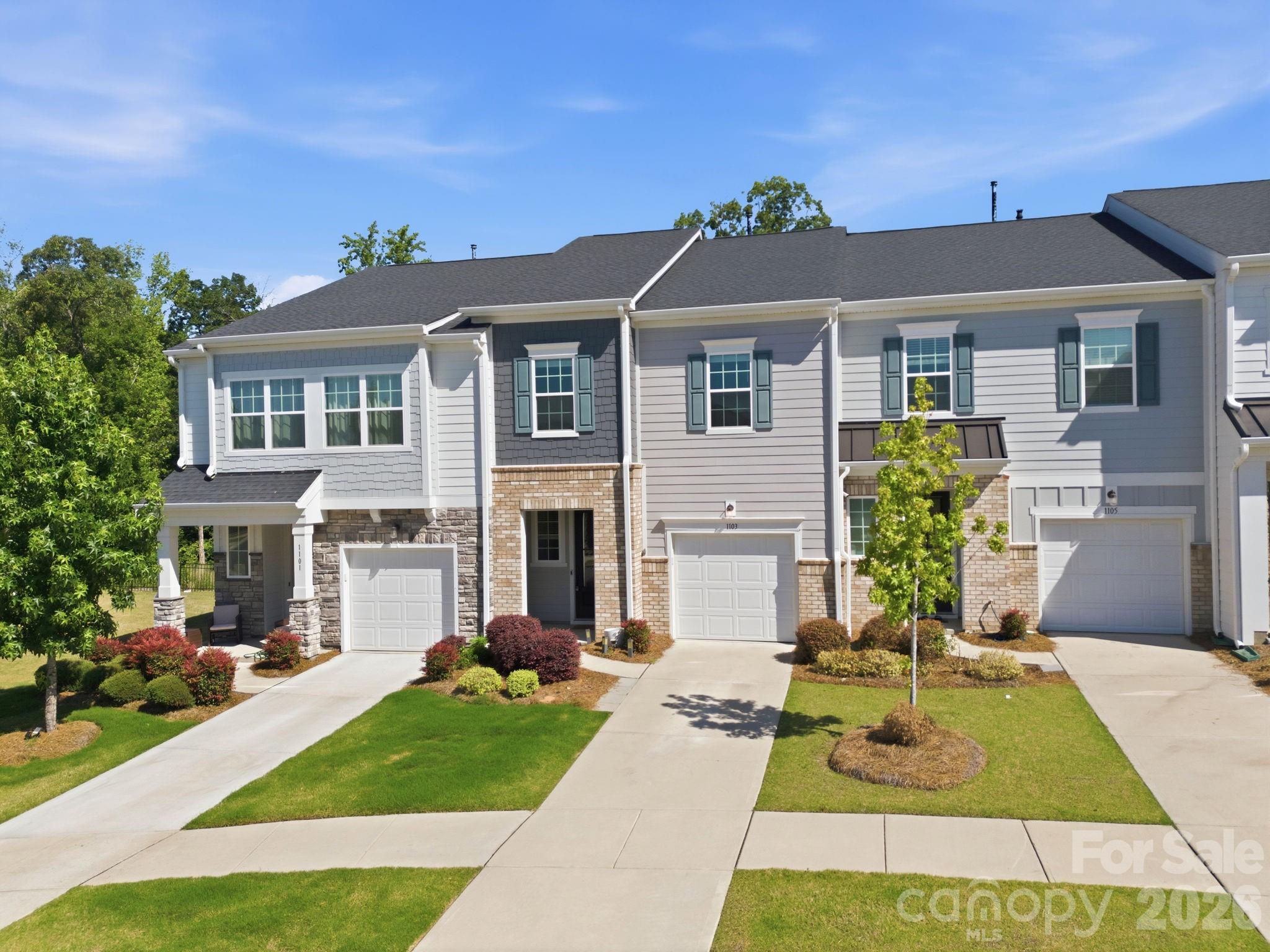 The Commons At Farmington - Residential
