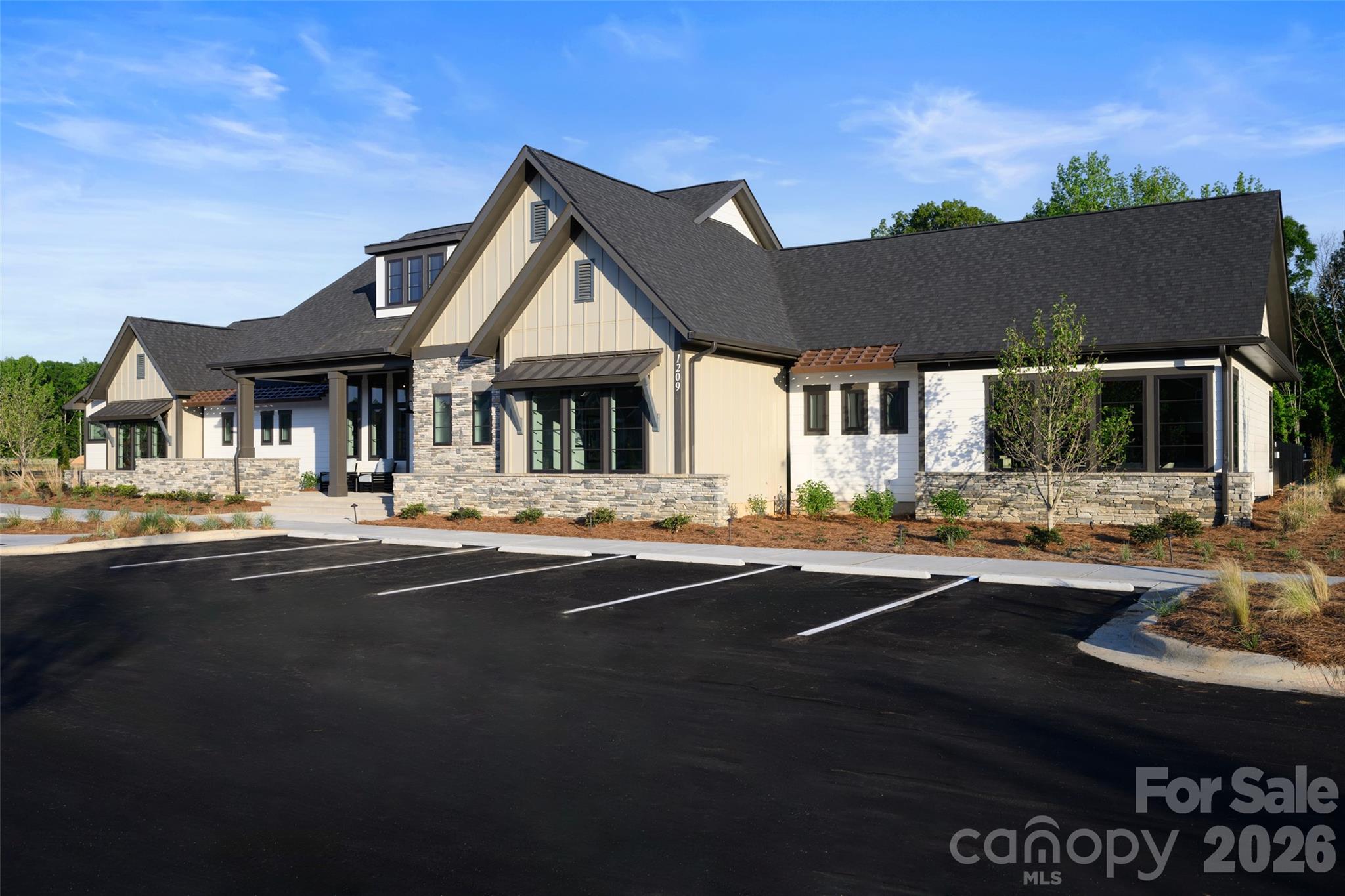 Encore At Streamside - Residential