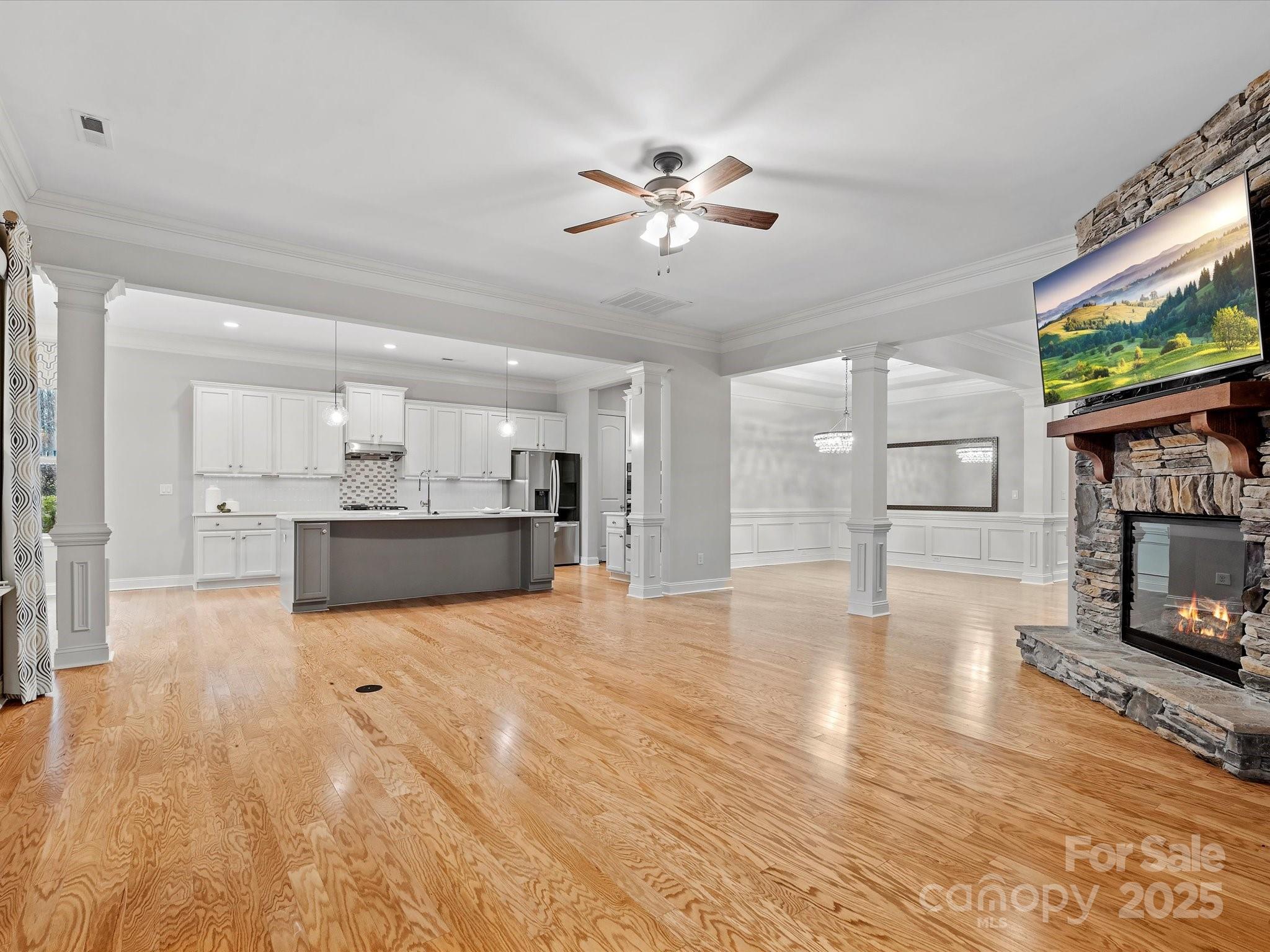Barber Rock - Residential