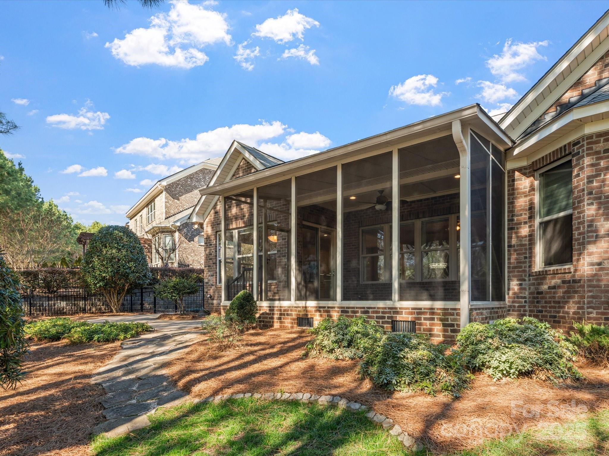 Barber Rock - Residential
