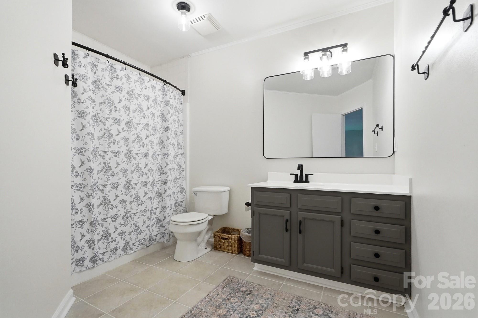 Chestnut Lake - Residential