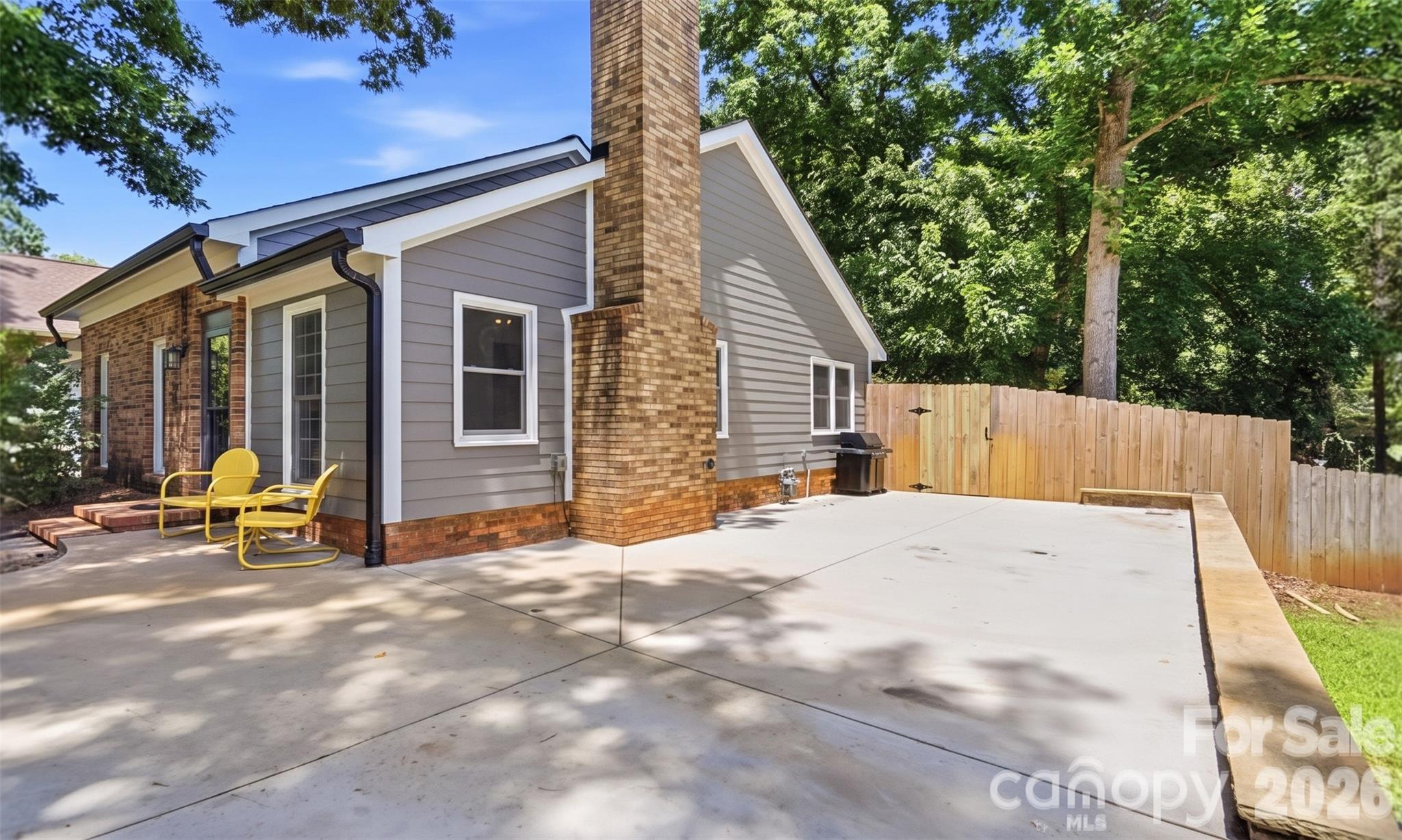 Chestnut Lake - Residential