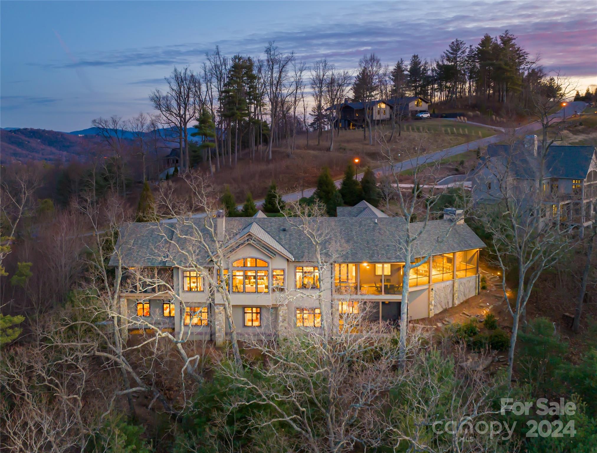 Reynolds Mountain - Residential