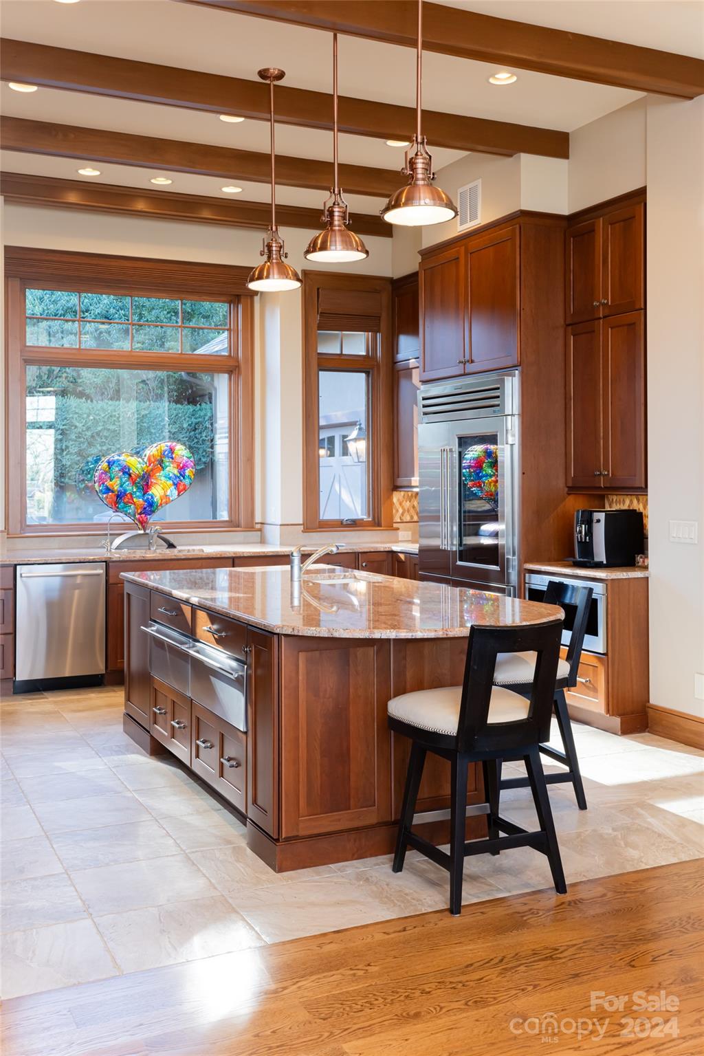 Reynolds Mountain - Residential