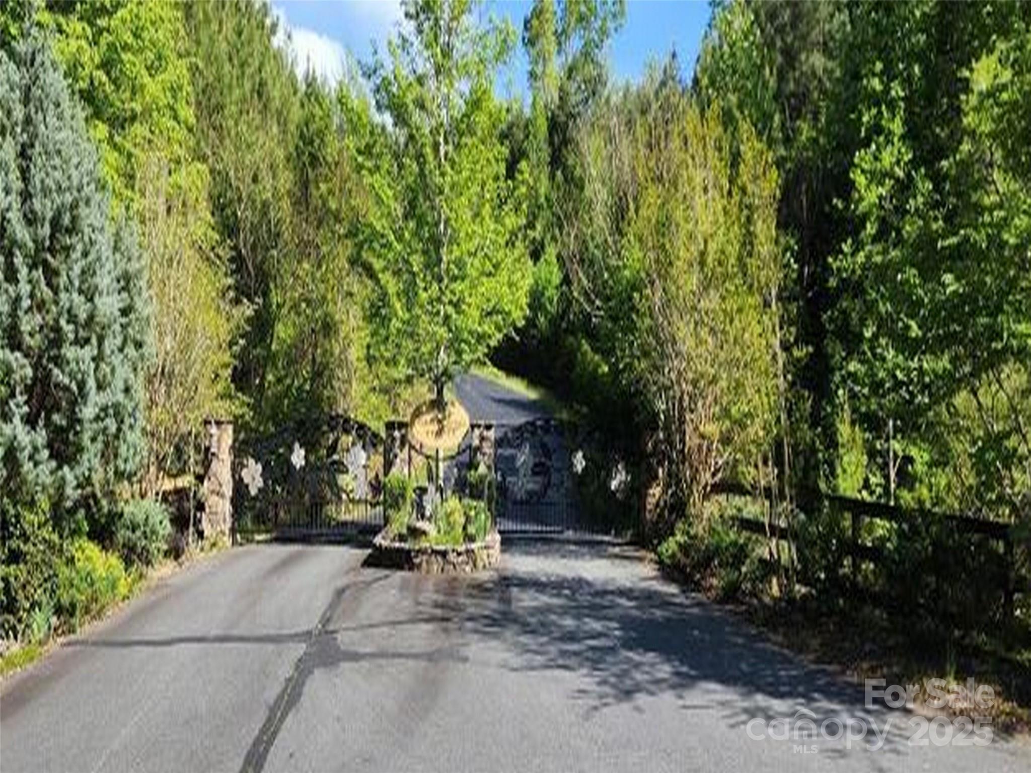 Mountain Laurel Estates - Land