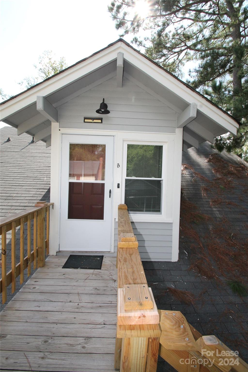 Cute Upstairs Apartment Located near the Downtown Area of Rock Hill, SC, 2 Bedrooms, 1 Bathroom, Living Room, Kitchen with Range, Refrigerator and Laundry with Washer & Dryer. Recently remodeled with New Floors, Windows and Paint.
No Smoking/No Vaping. No Pets. Maximum Occupants 2.
Home is currently occupied. Viewing appointments will only be scheduled with approved applicants. Approximate availability date is 10/03/2024. (This date is not guaranteed and subject to change.)