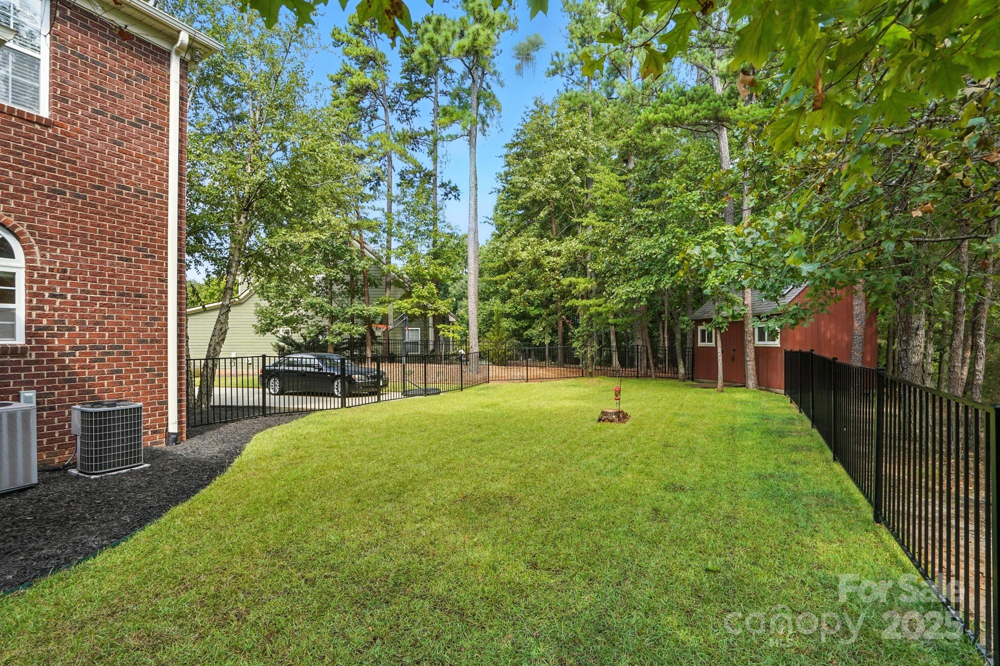 Lake Shore - Residential