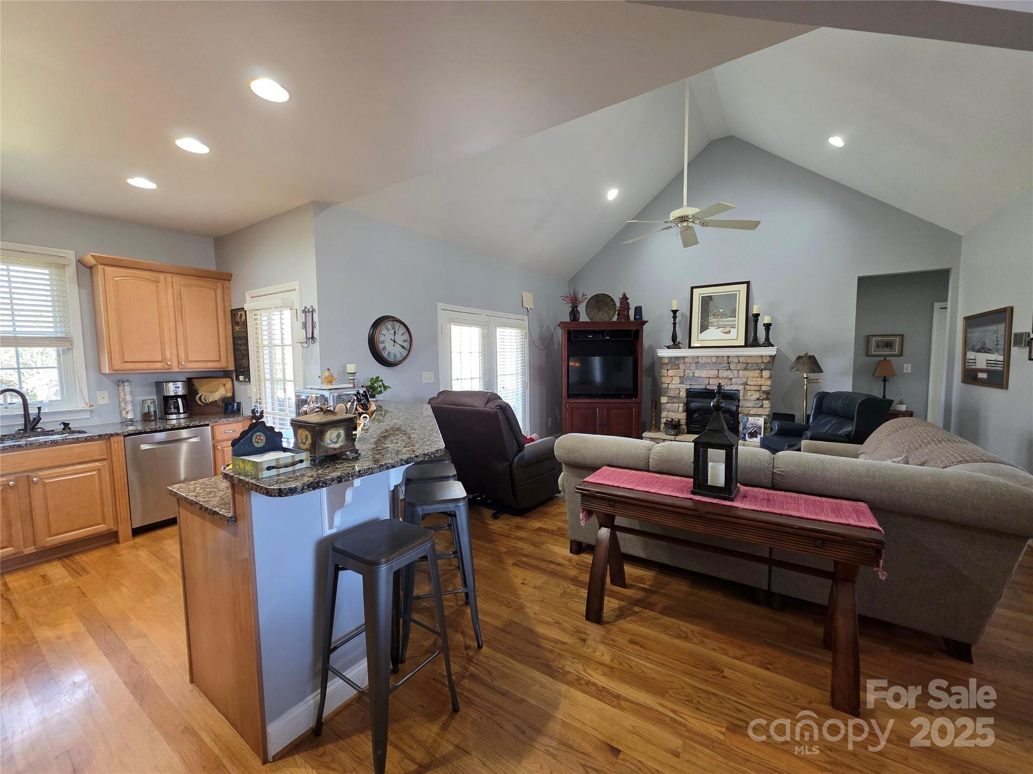 Carltons Ridge - Residential
