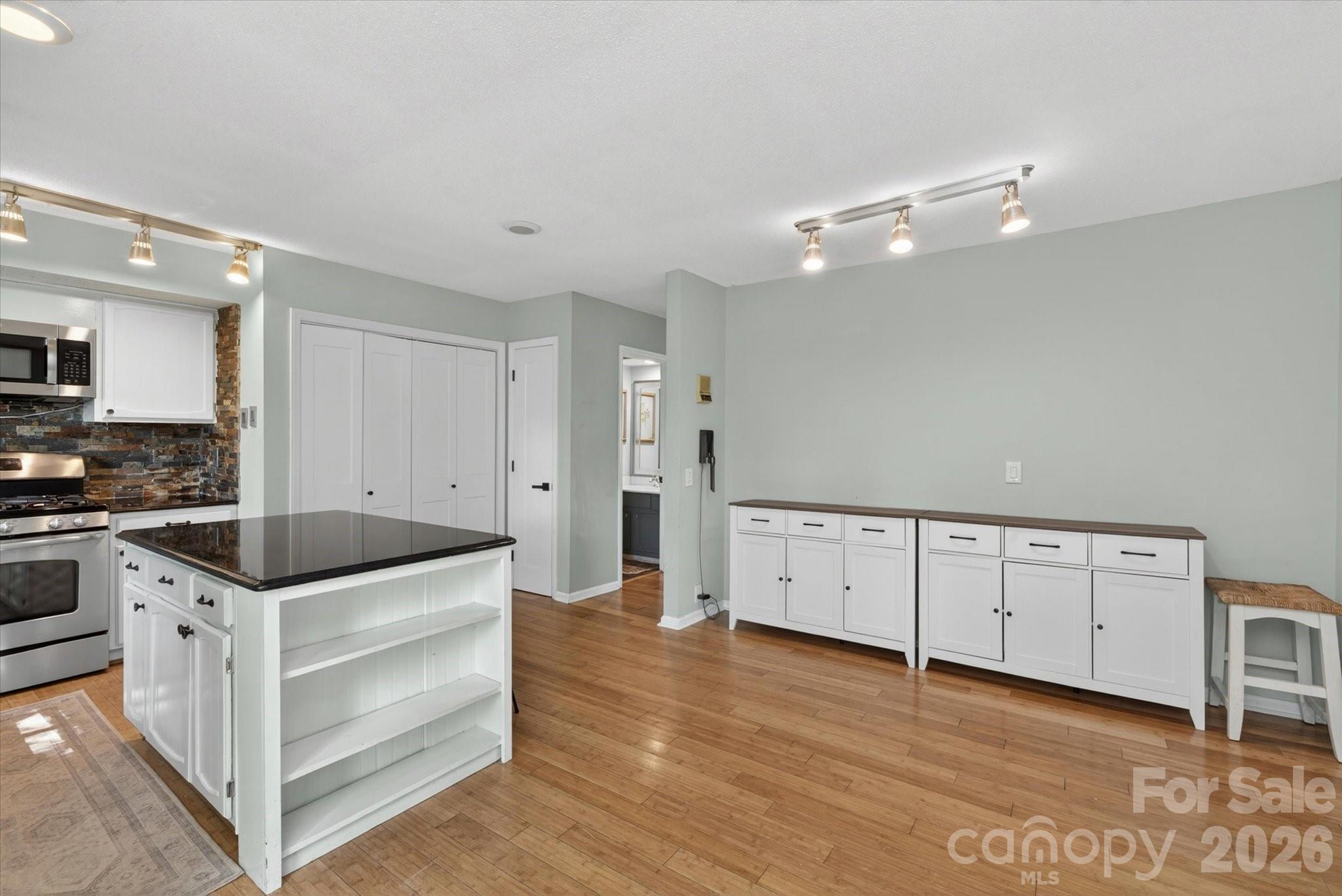 Stoneybrook - Residential