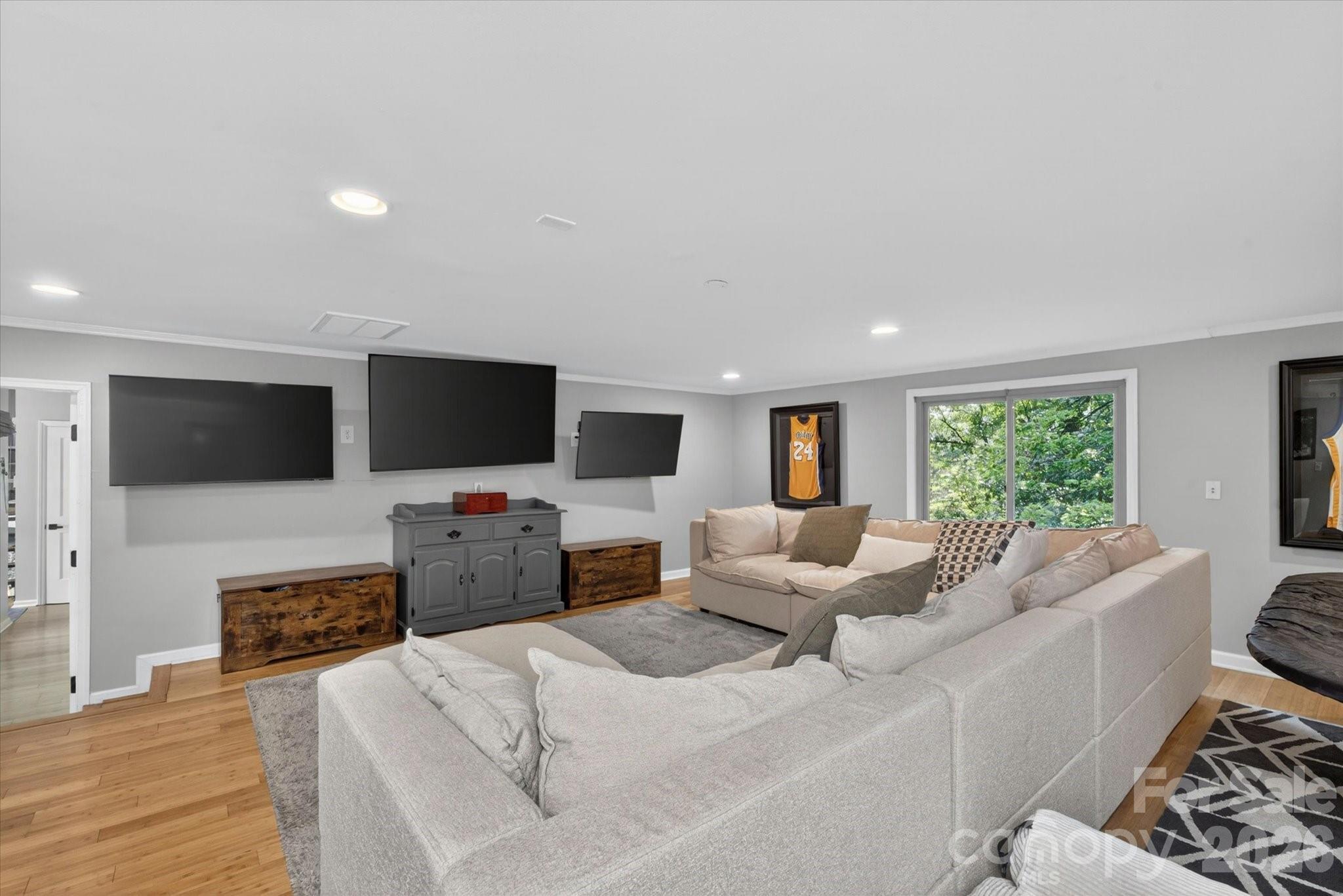 Stoneybrook - Residential