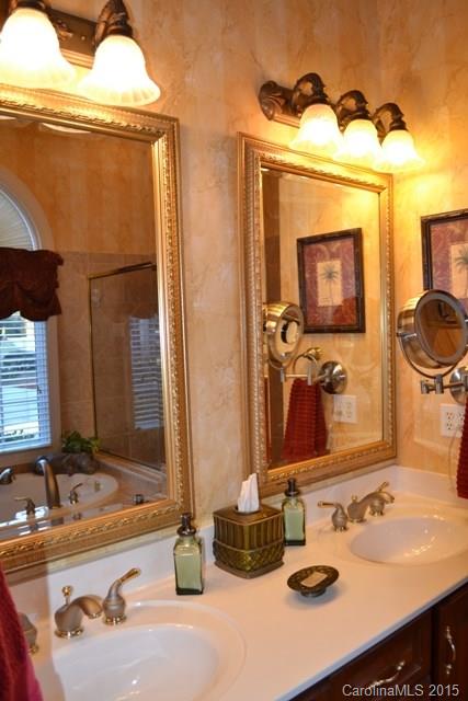 Laurel Creek - Residential