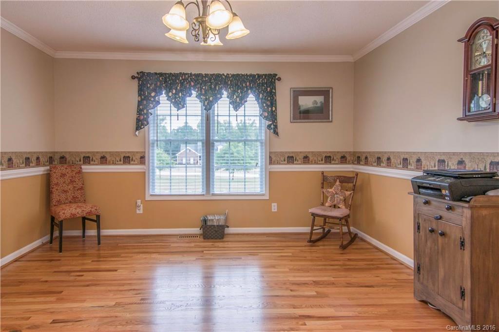 Eagle Glen - Residential