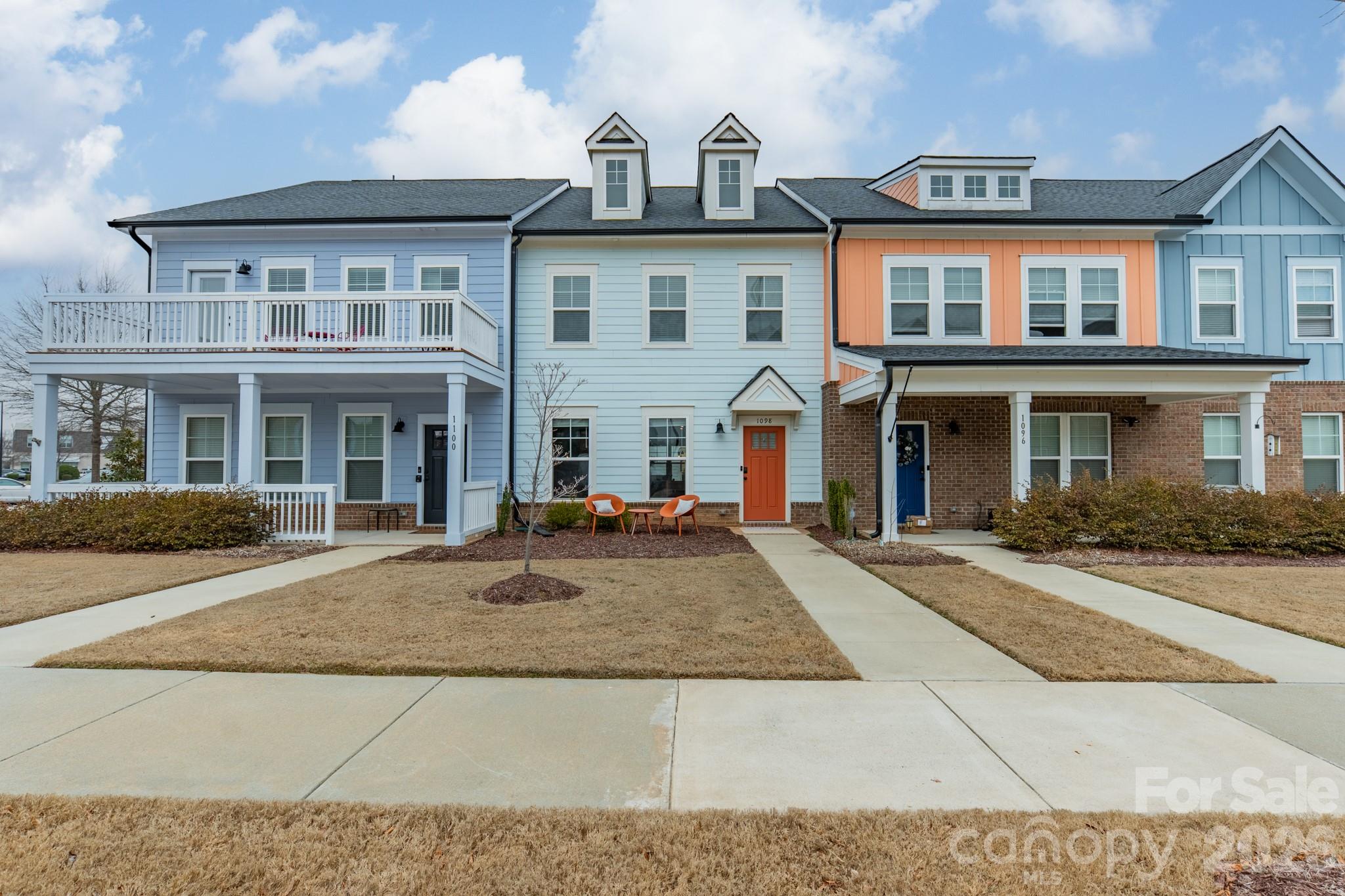 Welcome to life at Riverwalk! This beautifully appointed 3-bedroom, 2.5-bath townhome delivers stylish, low-maintenance living in one of Rock Hill’s most desirable communities. The open-concept main level showcases a light-filled living area and a sleek kitchen with stainless steel appliances, generous cabinetry, and ample prep space—perfect for hosting friends or enjoying everyday moments at home. Upstairs, the spacious primary suite features two walk-in closets and a private bath, complemented by two additional bedrooms and a convenient upper-level laundry. A detached garage adds everyday ease, while Riverwalk’s sought-after amenities—scenic trails, parks, playgrounds, and the Catawba River—are just outside your door. Minutes from dining, shopping, and I-77, this home blends comfort, convenience, and an exceptional lifestyle.