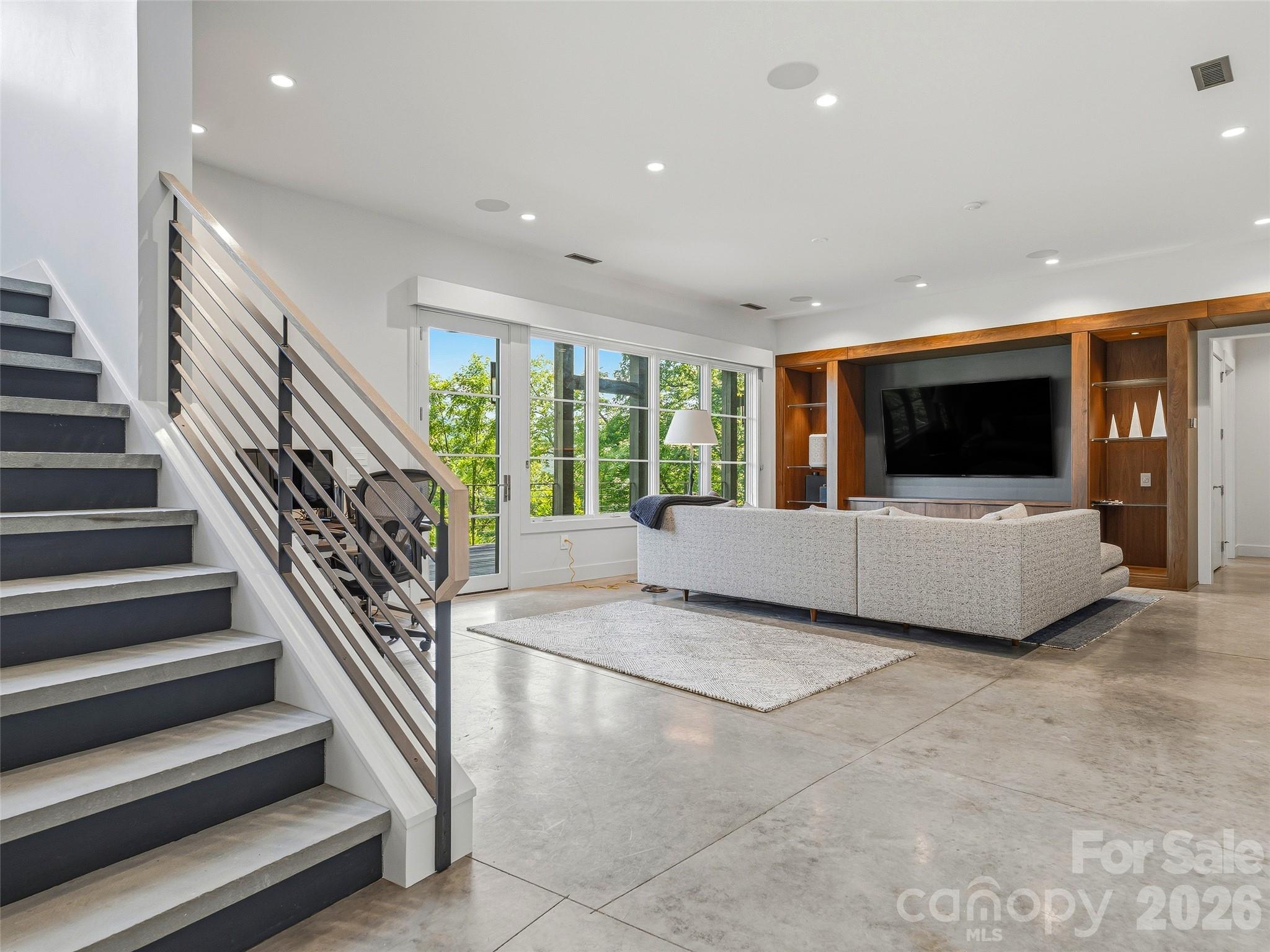 The Cliffs at Walnut Cove - Residential