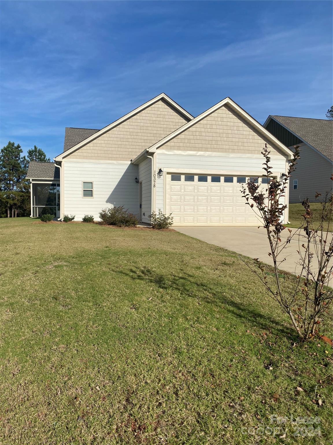 Edgewater - Residential Lease
