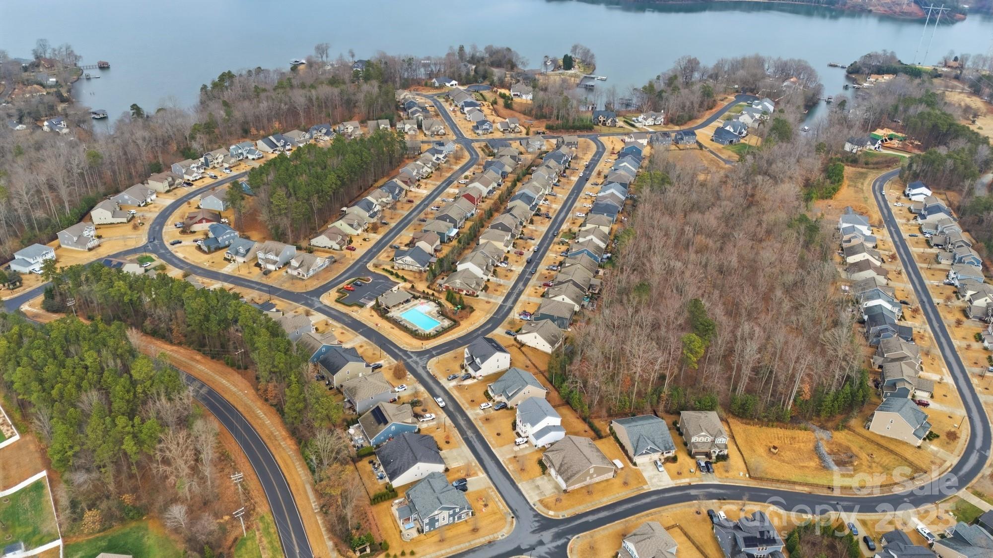 Lake Crest - Residential