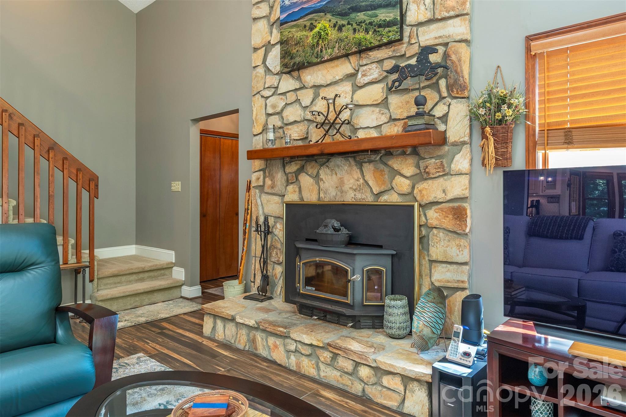 Gateway Mountain - Residential