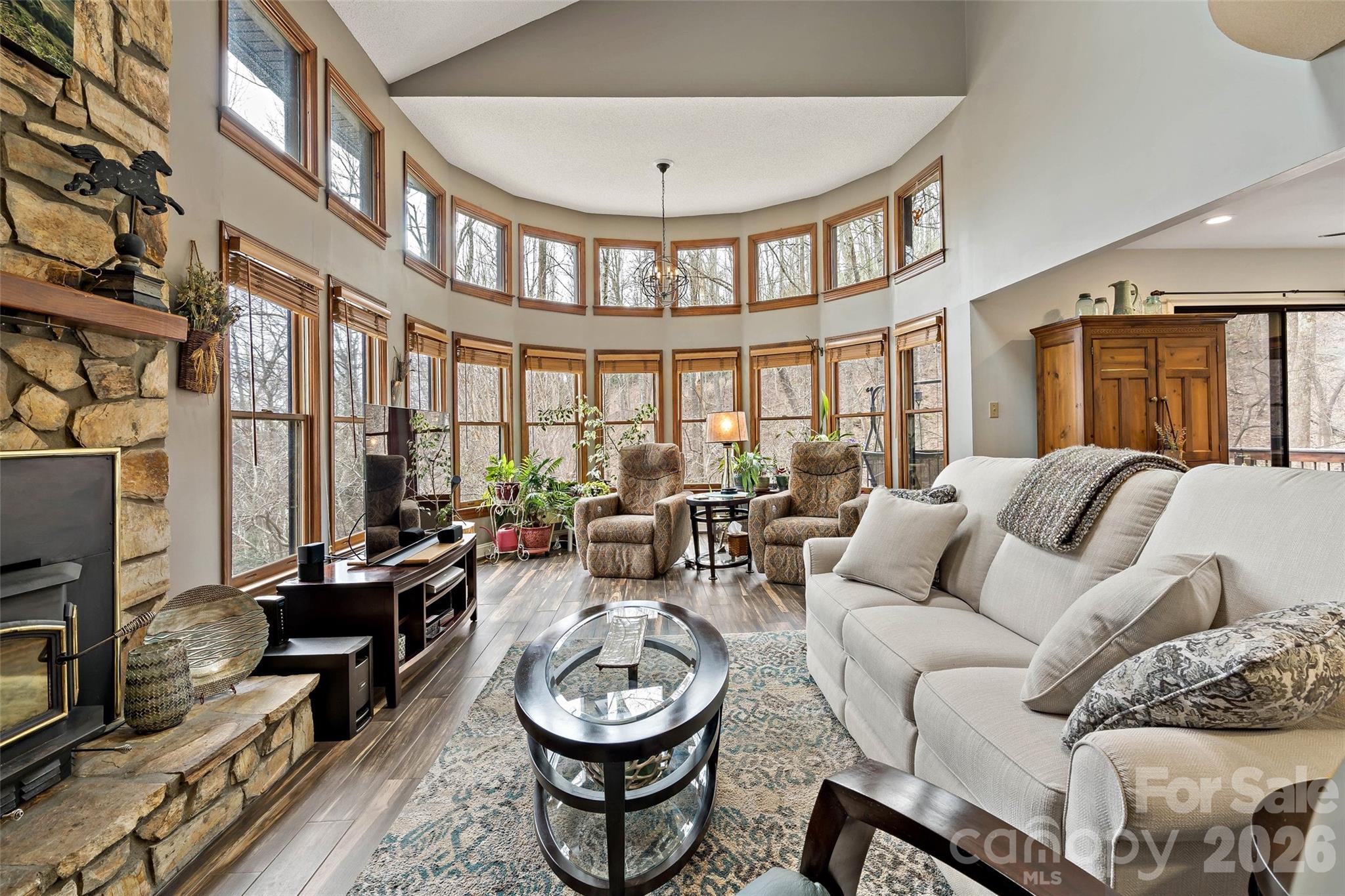 Gateway Mountain - Residential