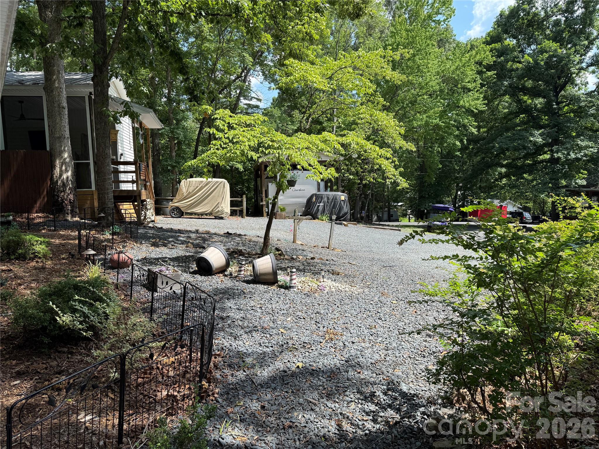 Twin Harbor - Residential