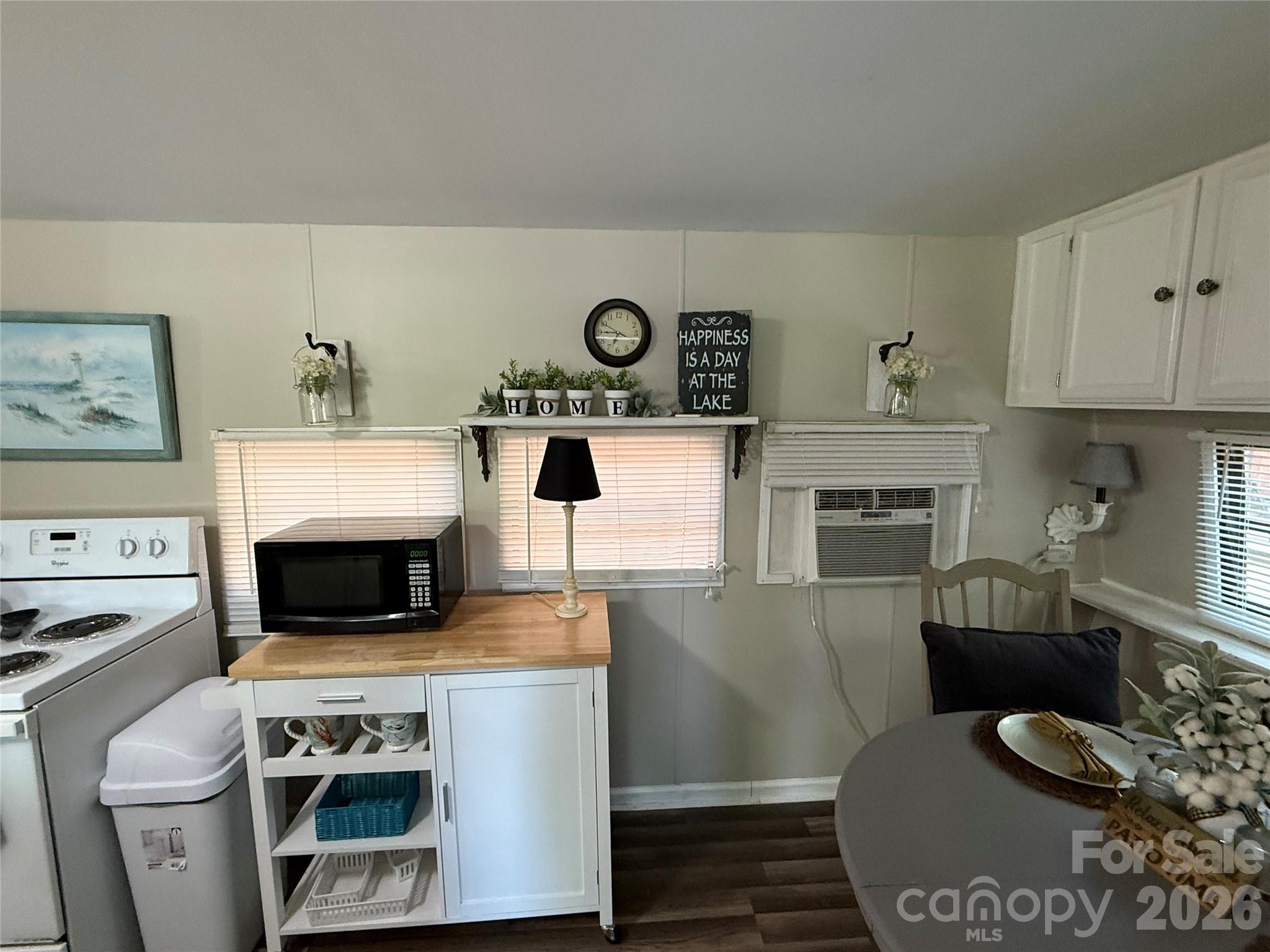 Twin Harbor - Residential