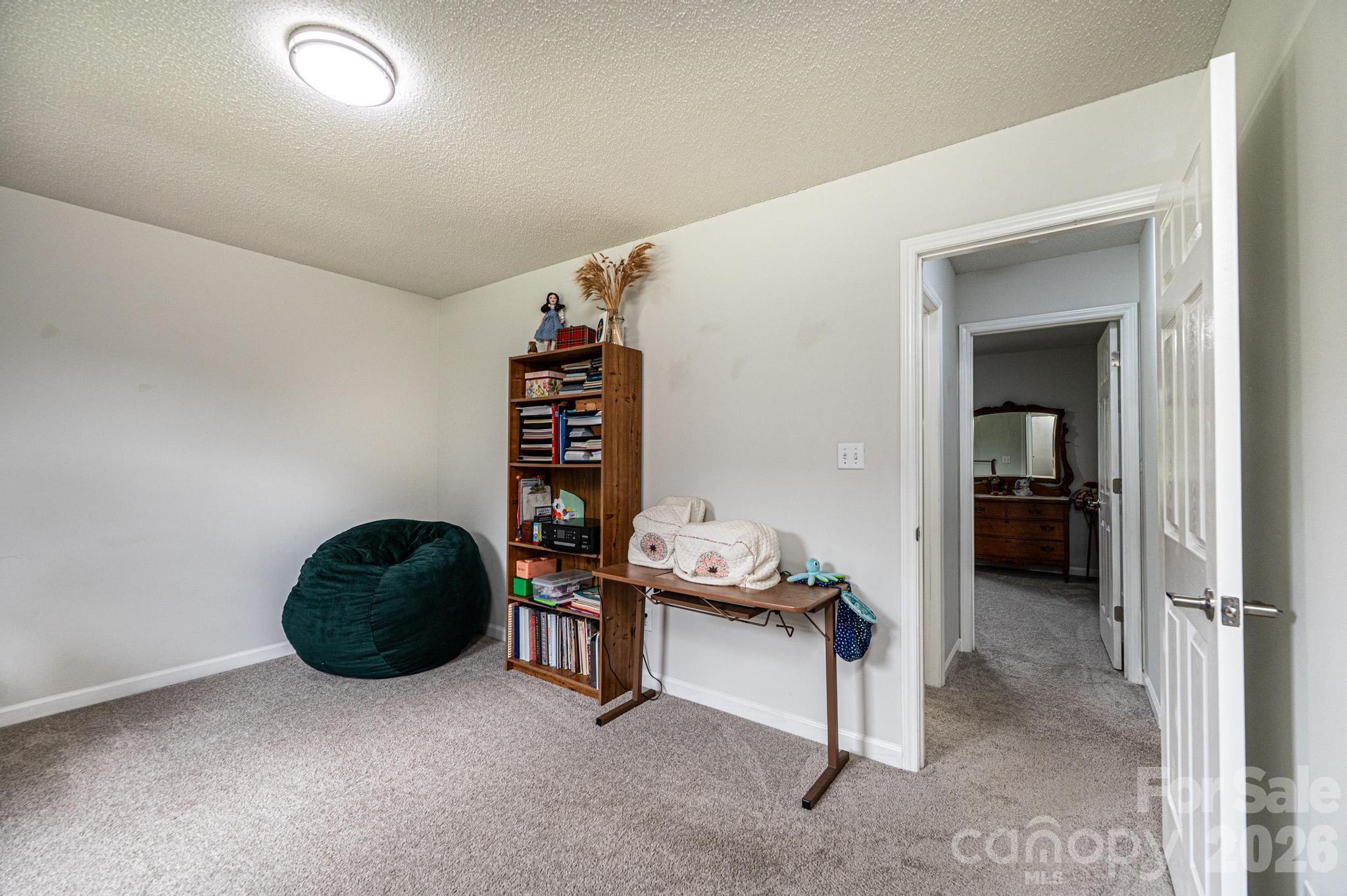 Meadowridge Place - Residential
