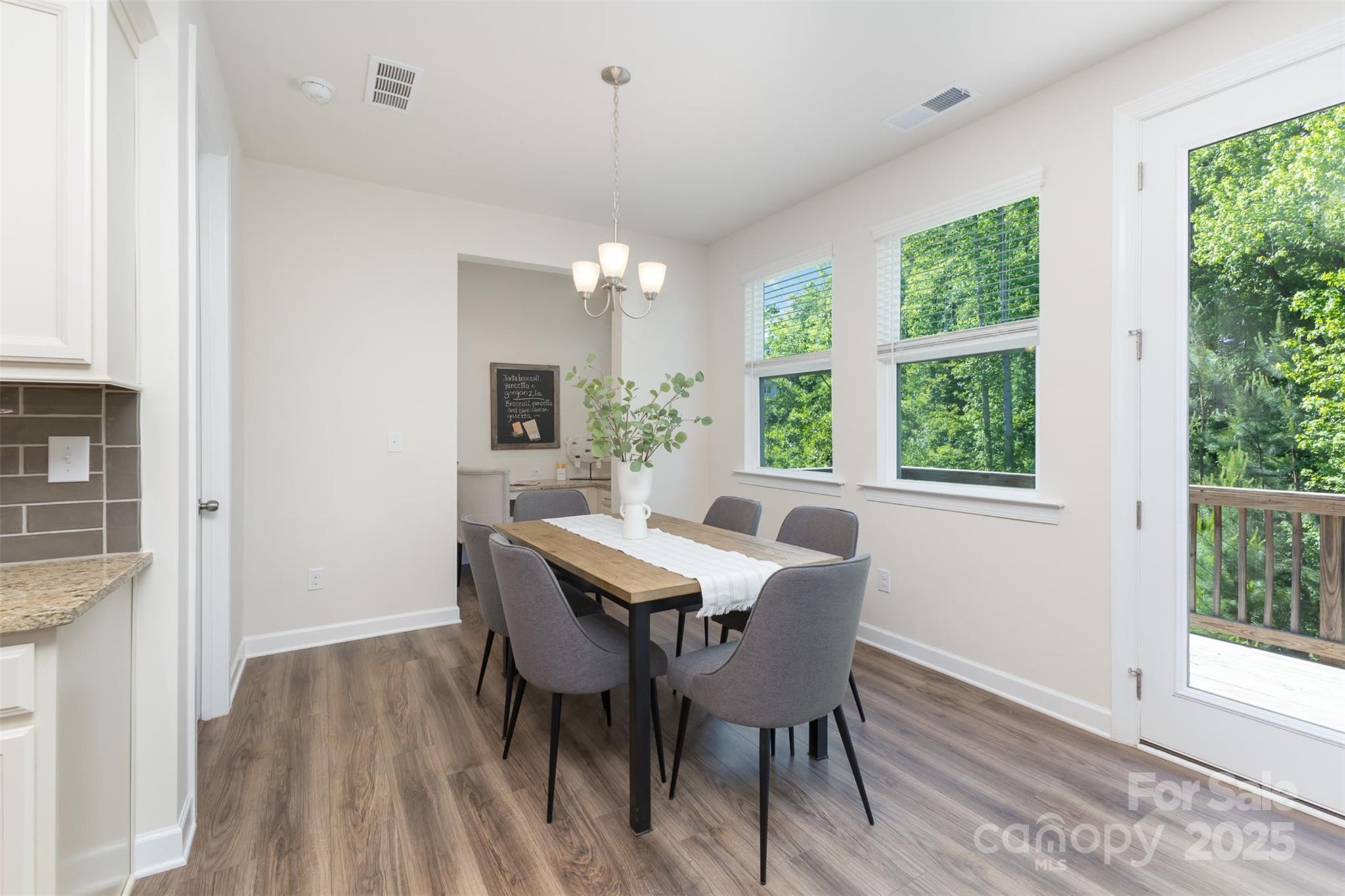 Lake Crest - Residential