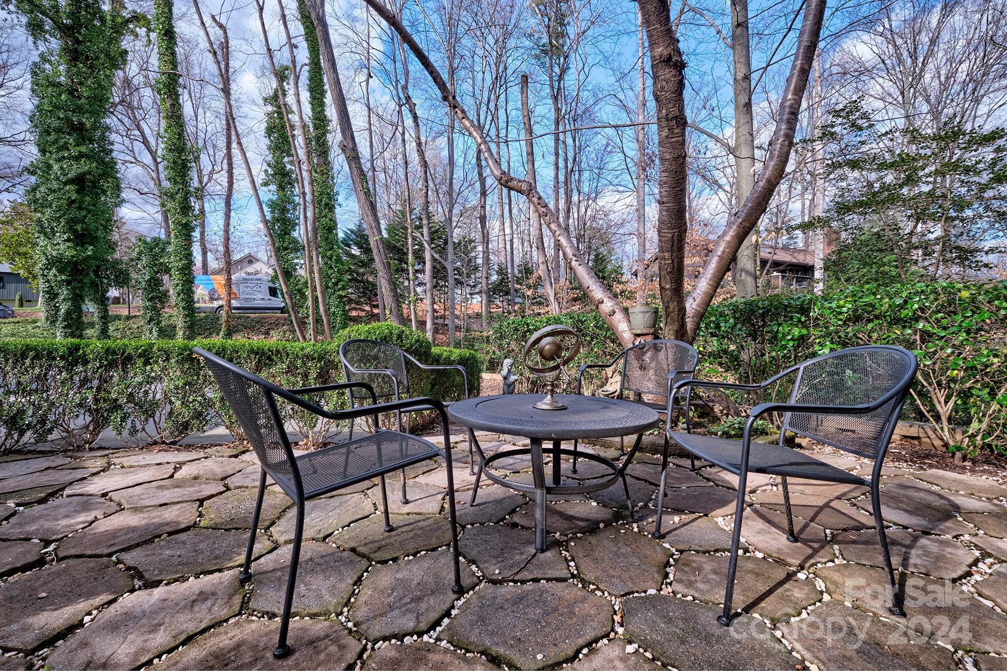 River Hills - Residential