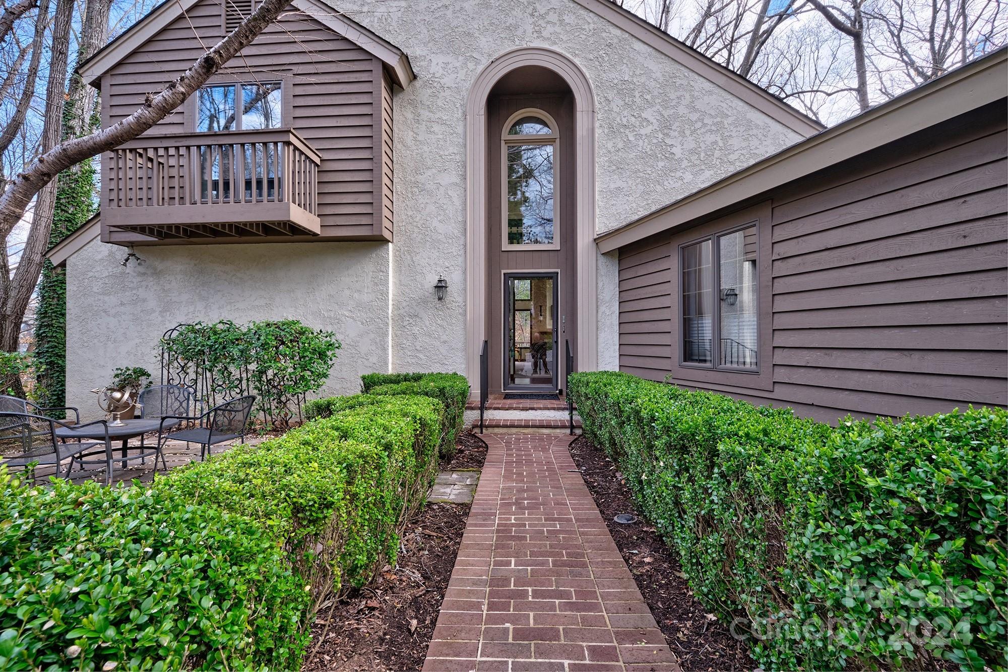River Hills - Residential
