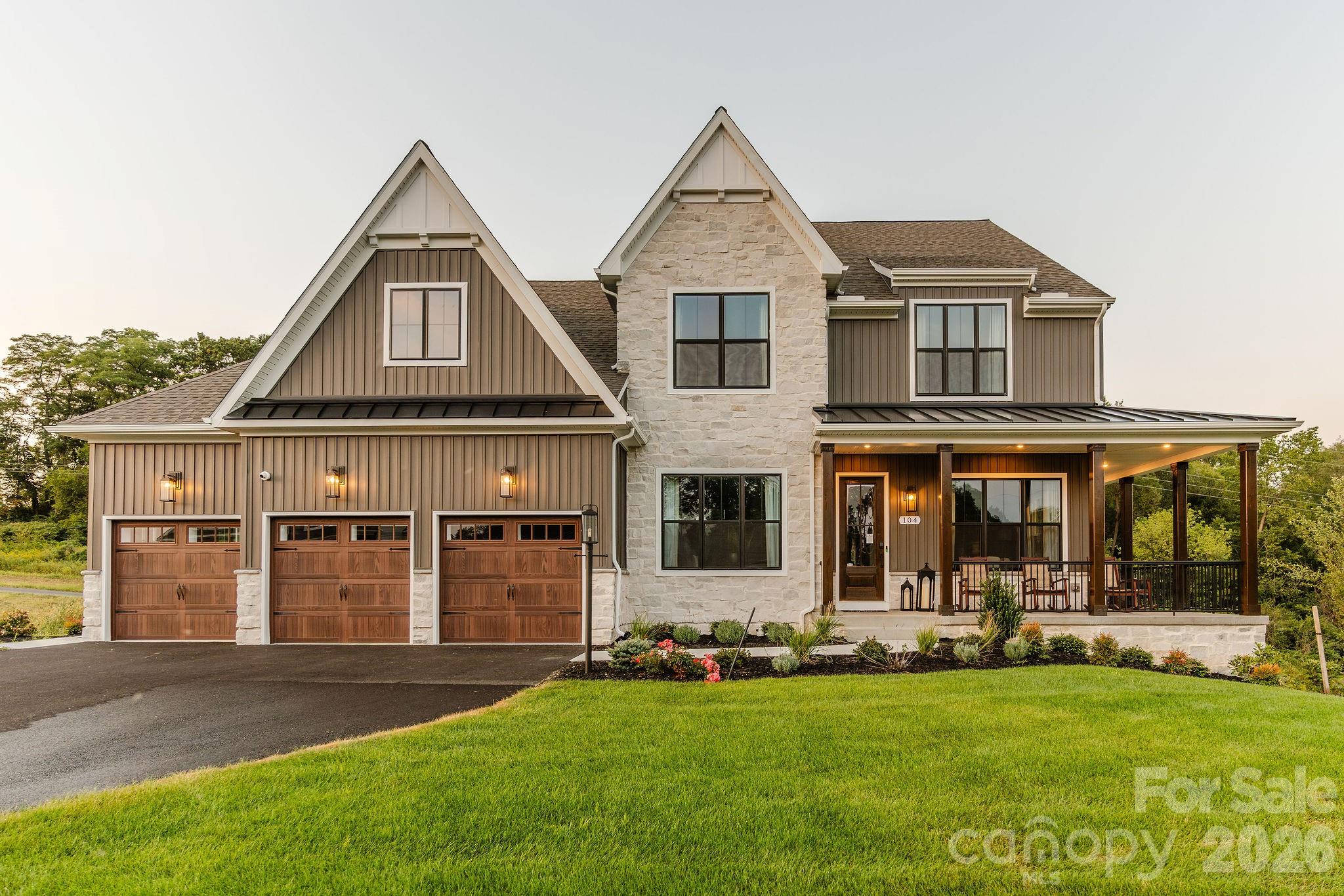 Welcome to The Gables at Handsmill Inland, where you can enjoy the beauty of Lake Wylie without the upkeep of a waterfront property. Choose from 3 water-view and 5 off-water homesites, each designed with a walkout basement for added space and flexibility. Select homesites are tucked at the end of a row or on a cul-de-sac, providing an extra sense of privacy. Take in breathtaking sunsets over the lake and enjoy easy access to all the perks of lakeside living.

The Nottingham features a 2-story Family Room open to the eat-in Kitchen with walk-in pantry and Breakfast Area. The spacious Owner’s Suite is located on the first floor, with 2 walk-in closets and full Bathroom. A Study, formal Dining Room, Powder Room, Laundry Room, and 2-car garage complete the first level. The hallway upstairs overlooks the Family Room below. An optional Bonus Room is located over the Owner’s Suite. 3 additional Bedrooms with walk-in closets and a full Bath are on the second floor. The Nottingham can be customized to include up to 6 Bedrooms and 4.5 Bathrooms. 

See also: 4296993 & 4297009
