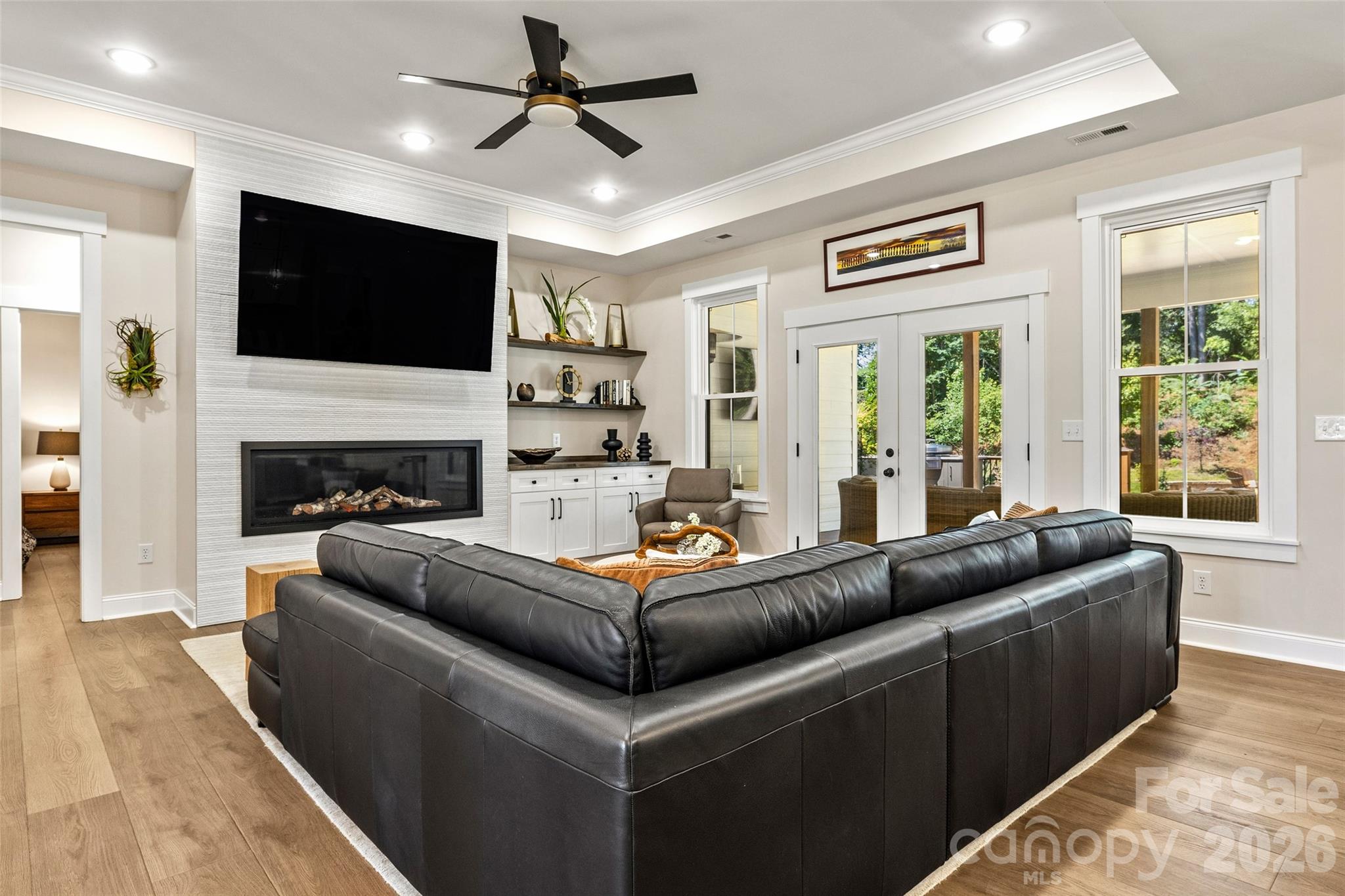 Sailview - Residential